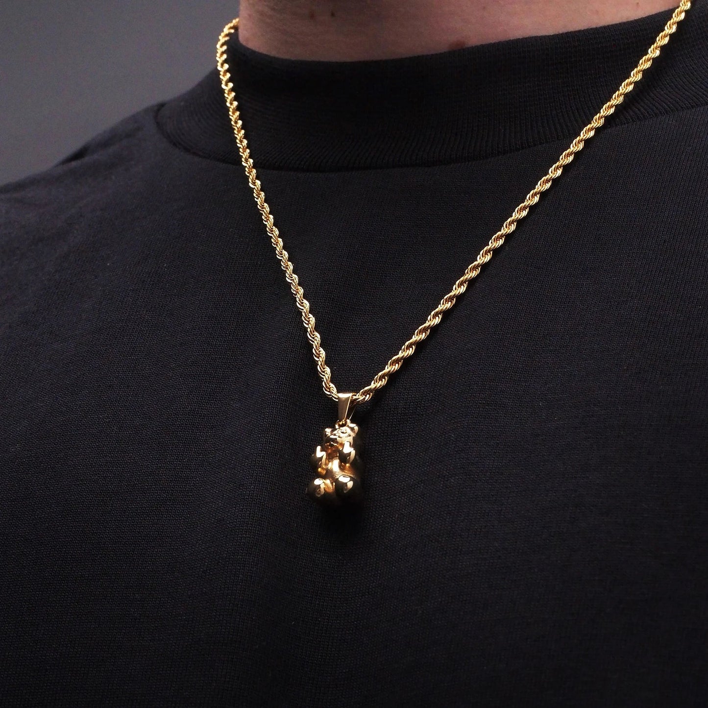 Neck pendant «CUBBI»