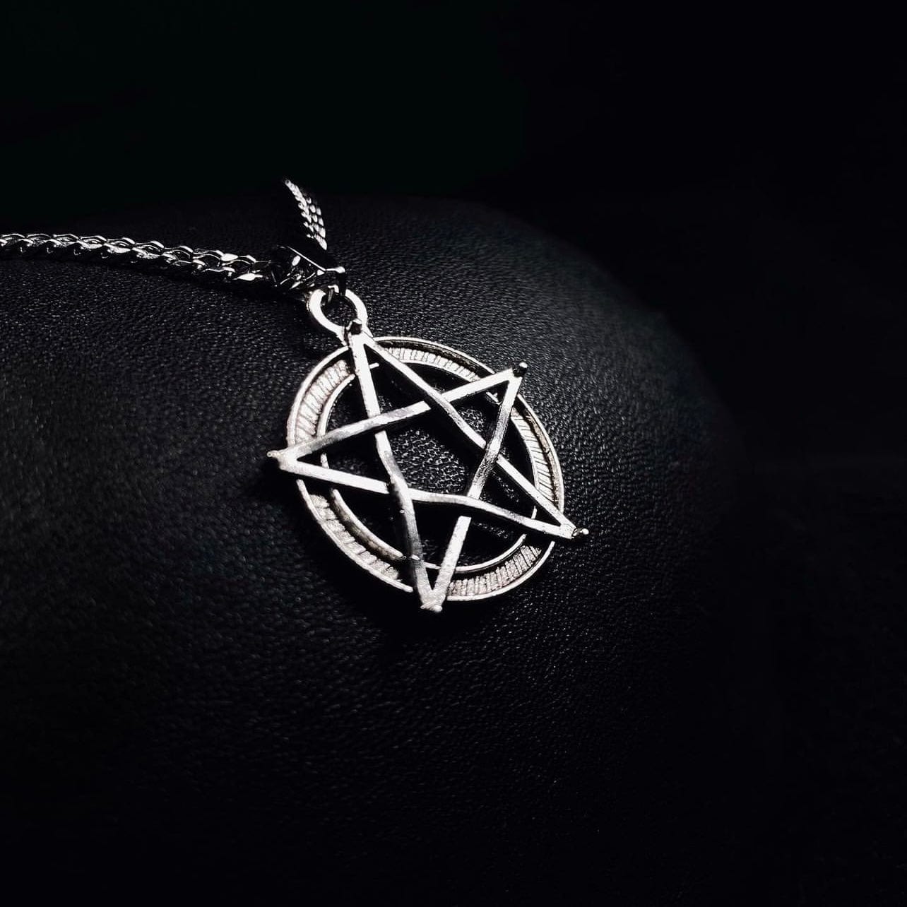 Neck pendant «PENTAGRAM»