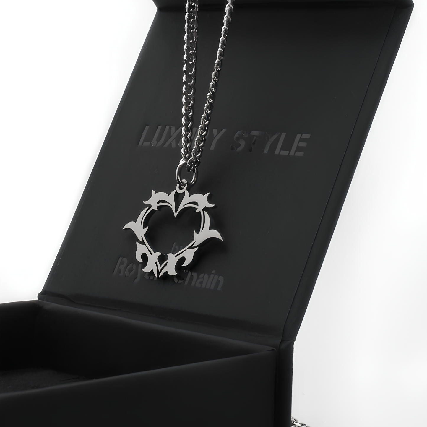 Neck pendant «ВІТКИ КОХАННЯ»