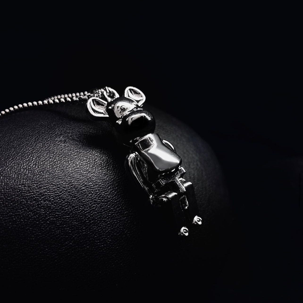 Neck pendant «BE@RBRICK»
