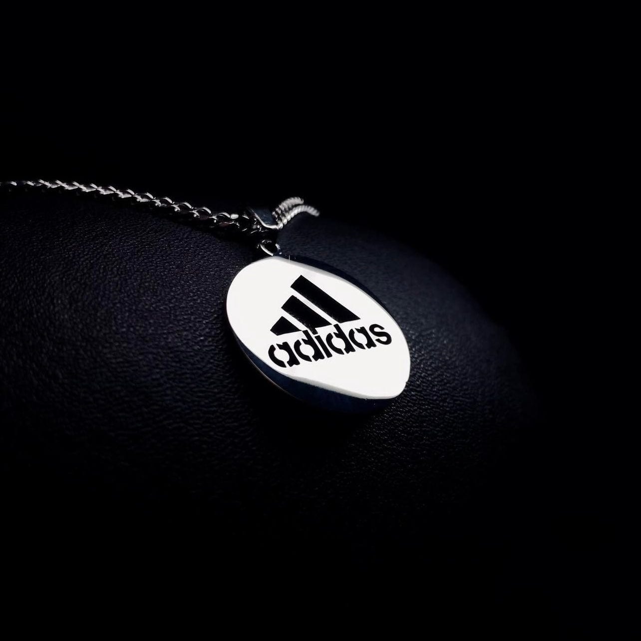 Neck pendant «ADIDAS» – Royale Chain - Main Image