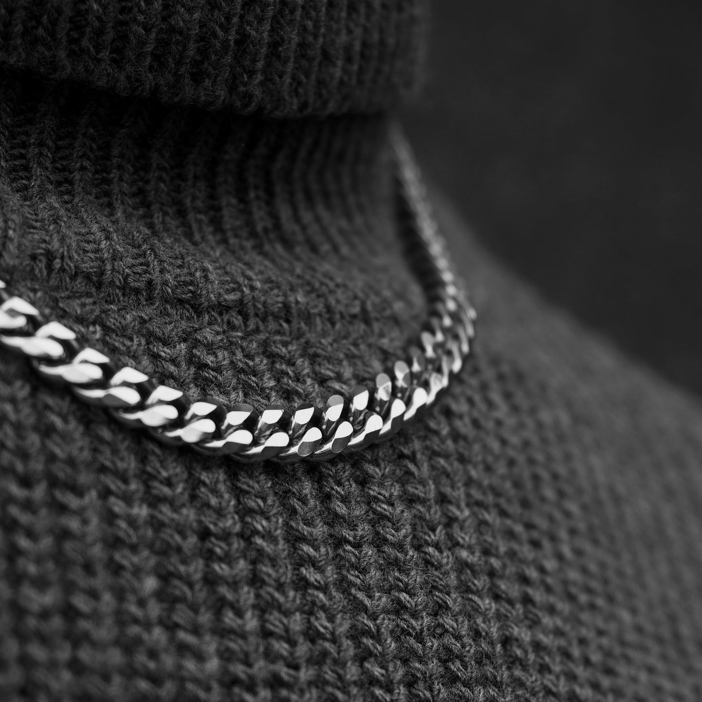 Chain «MASSIVE»