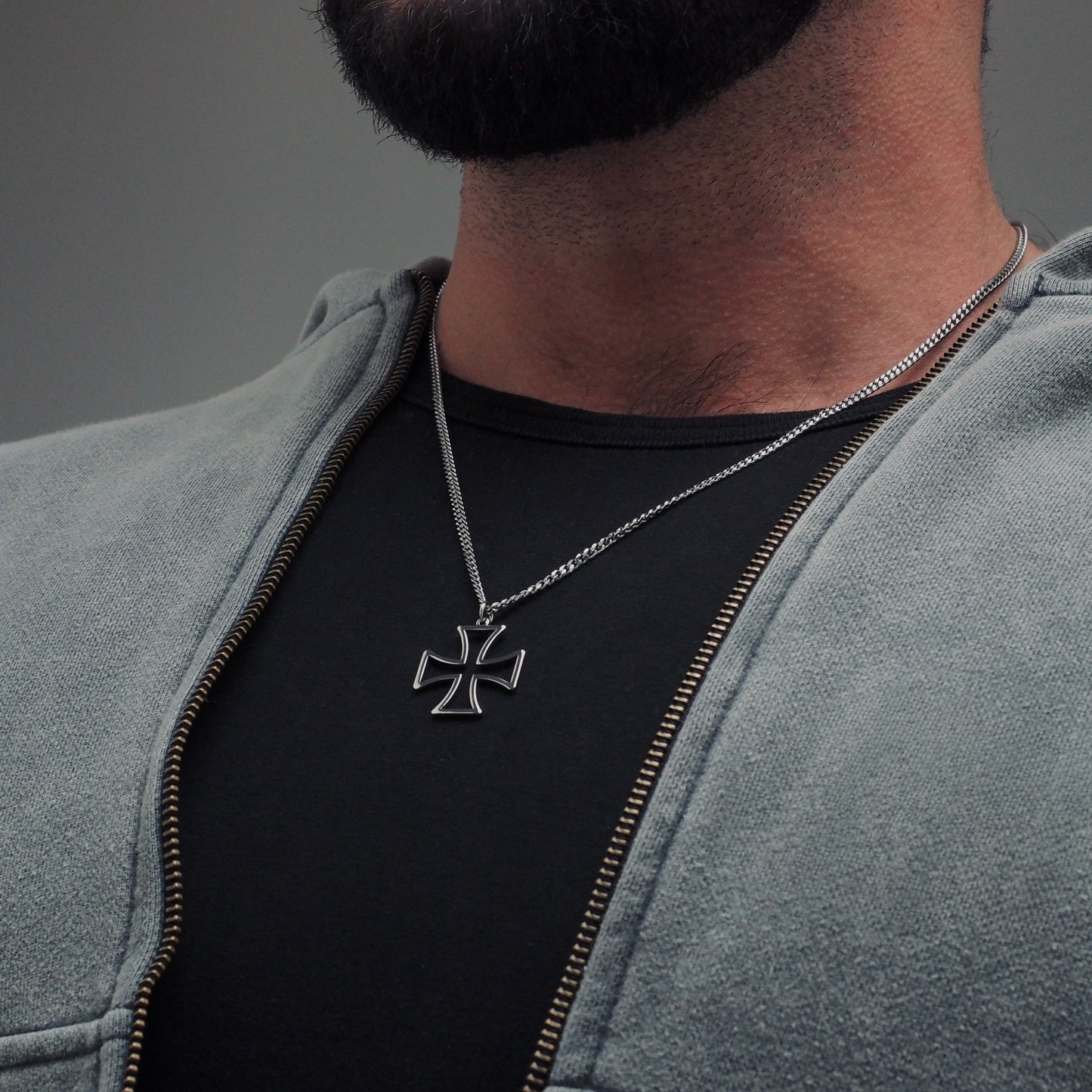 Neck pendant «HONOR CROSS»