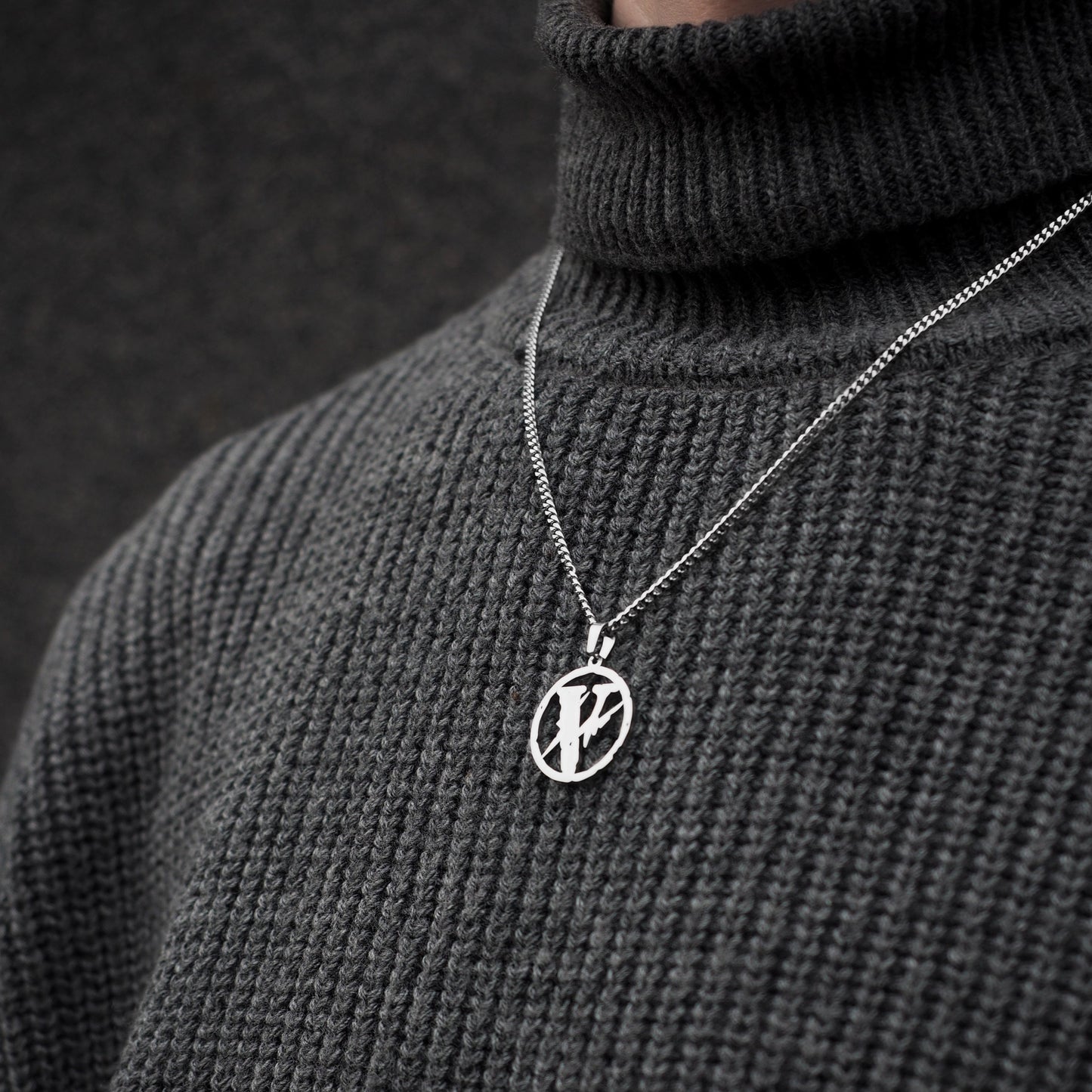 Neck pendant «VLONE»
