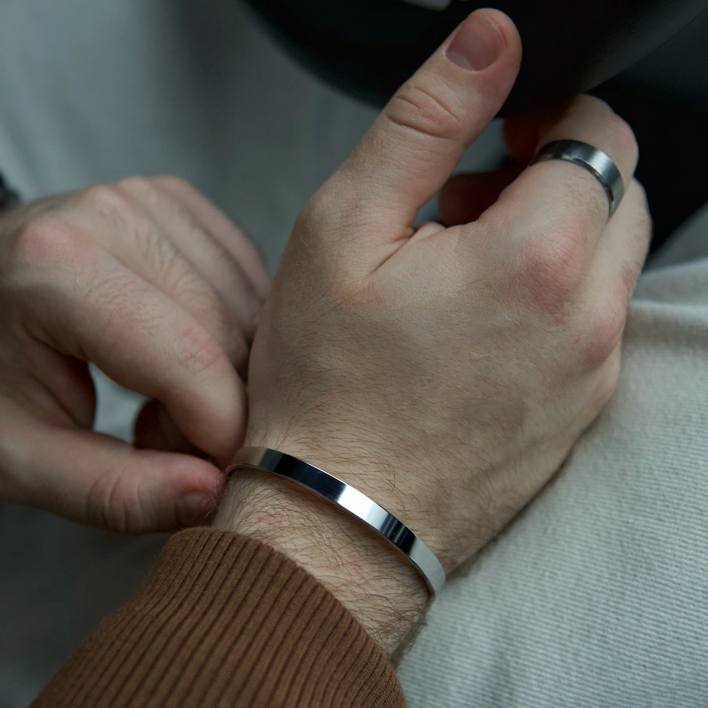 Hand bracelet «ESSENTIAL»