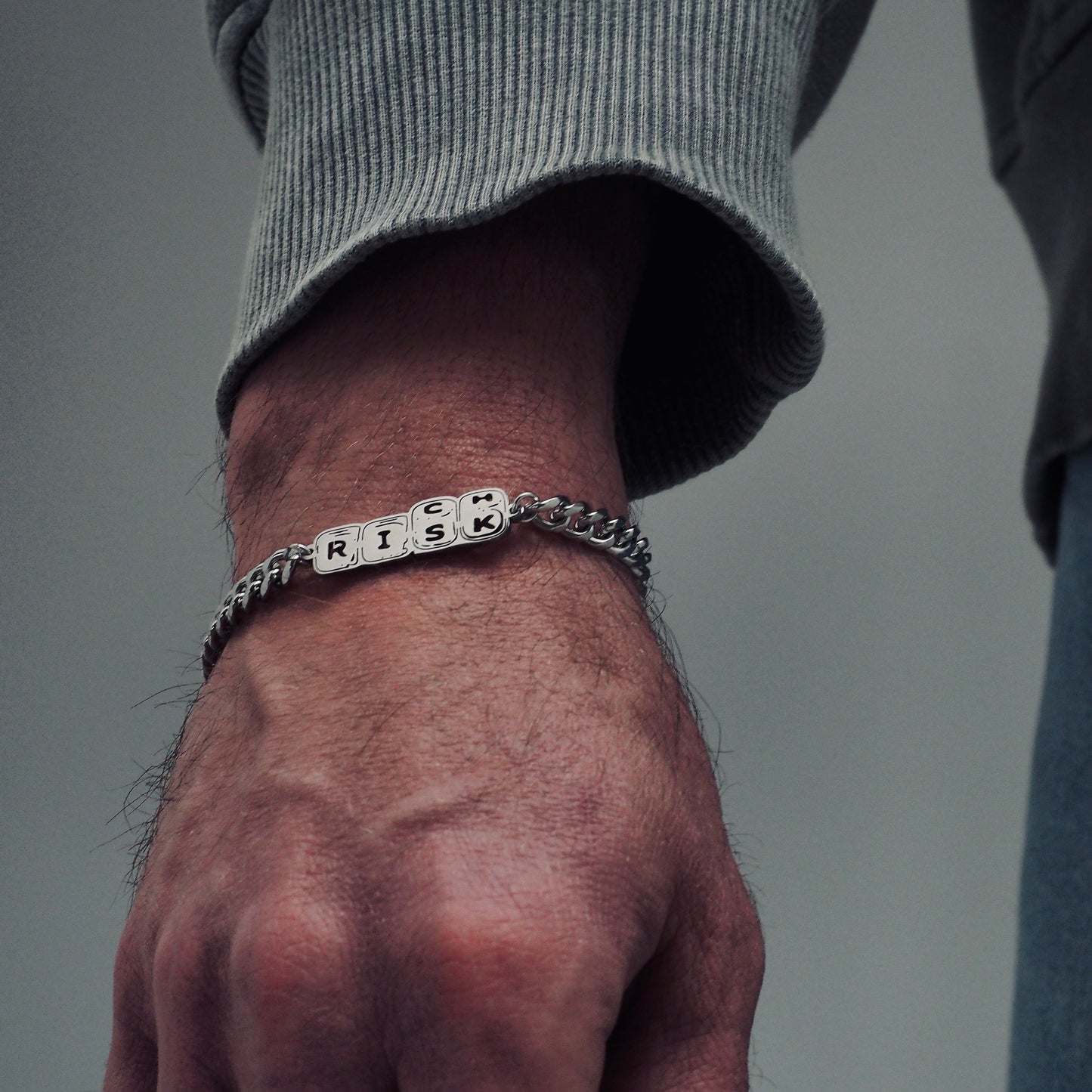 Hand bracelet «RISK & RICH»