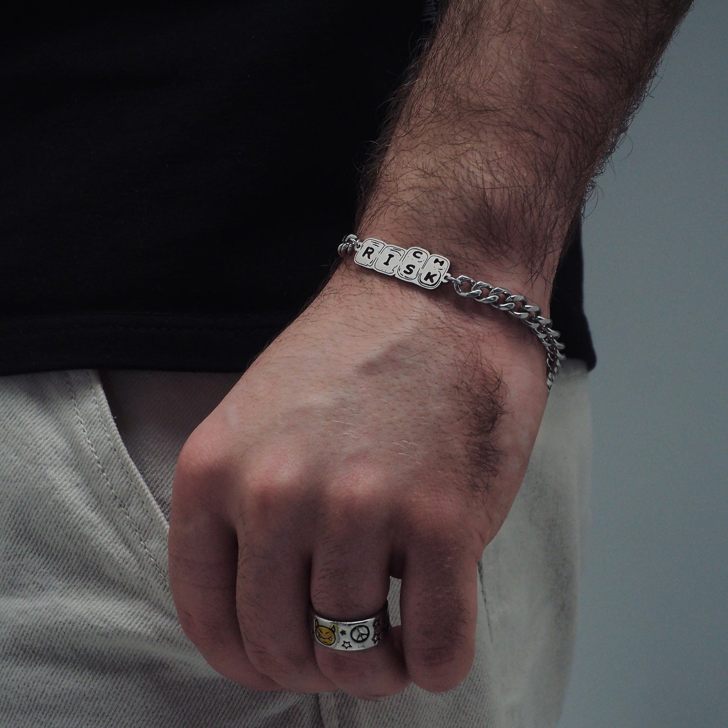 Hand bracelet «RISK & RICH»