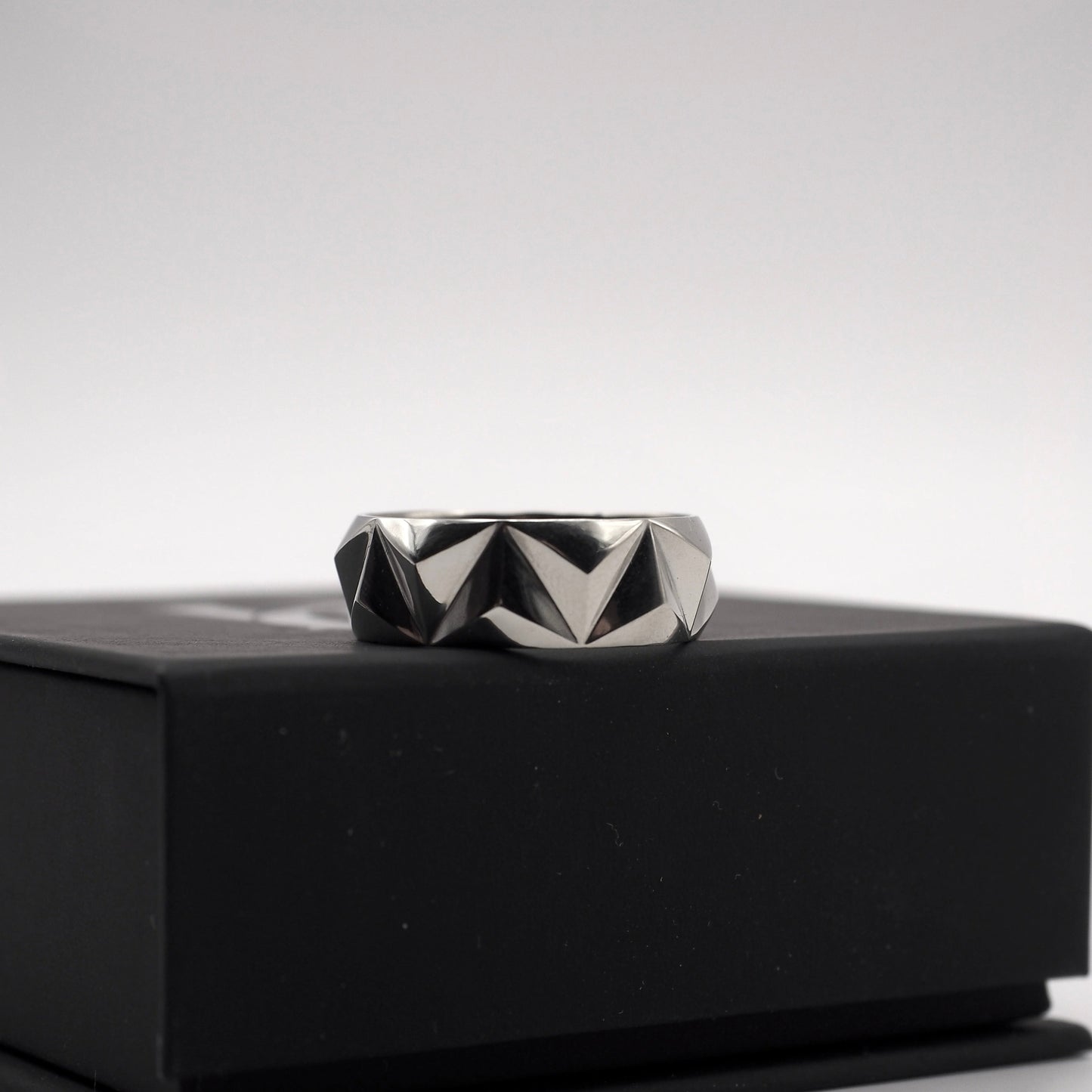 Ring «VELORUM»