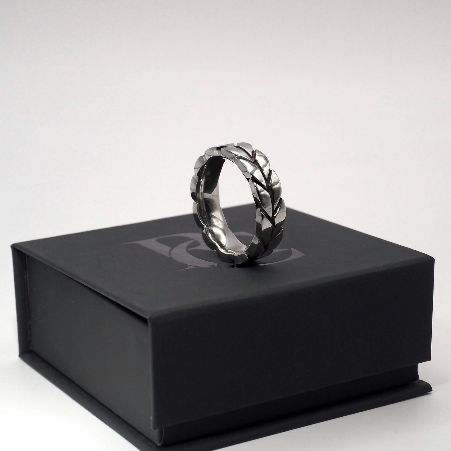 Ring «AURISTA»