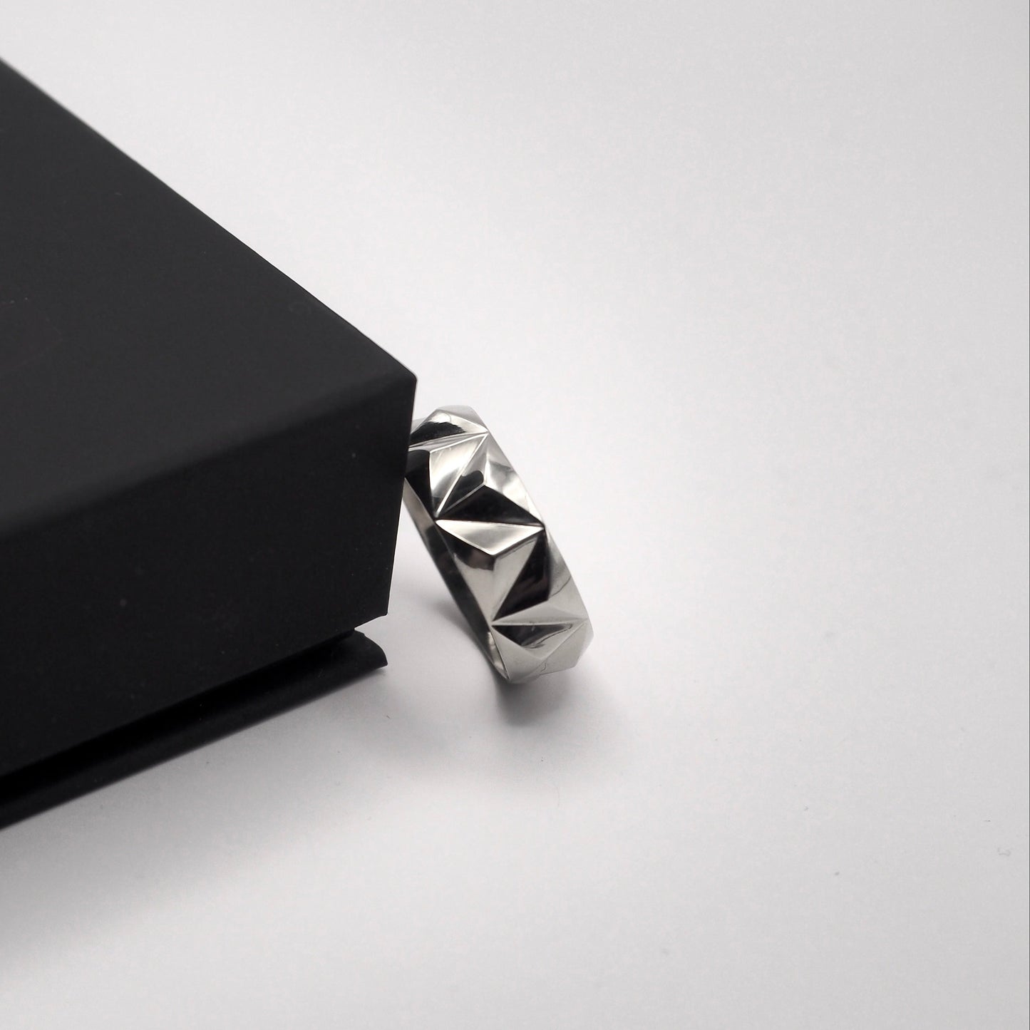 Ring «VELORUM»