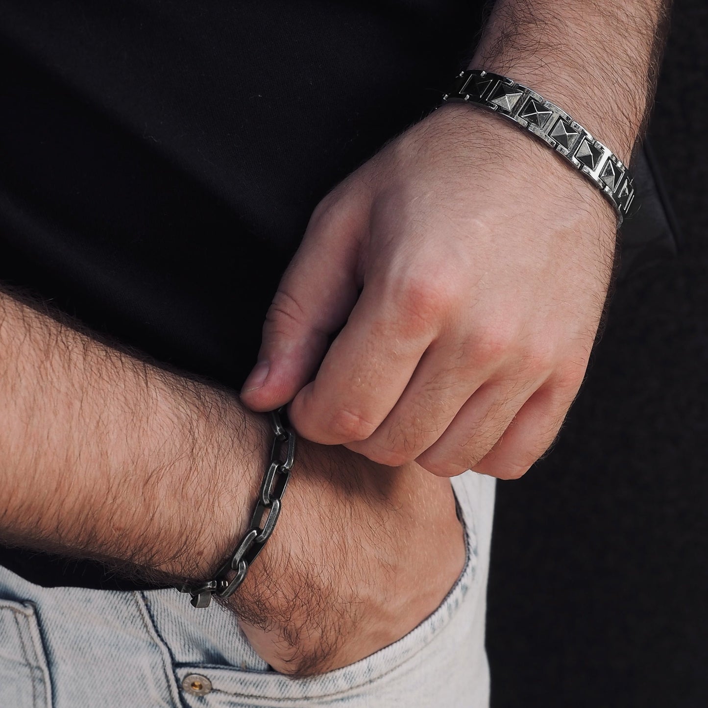 Hand bracelet «BRUTAL v1»