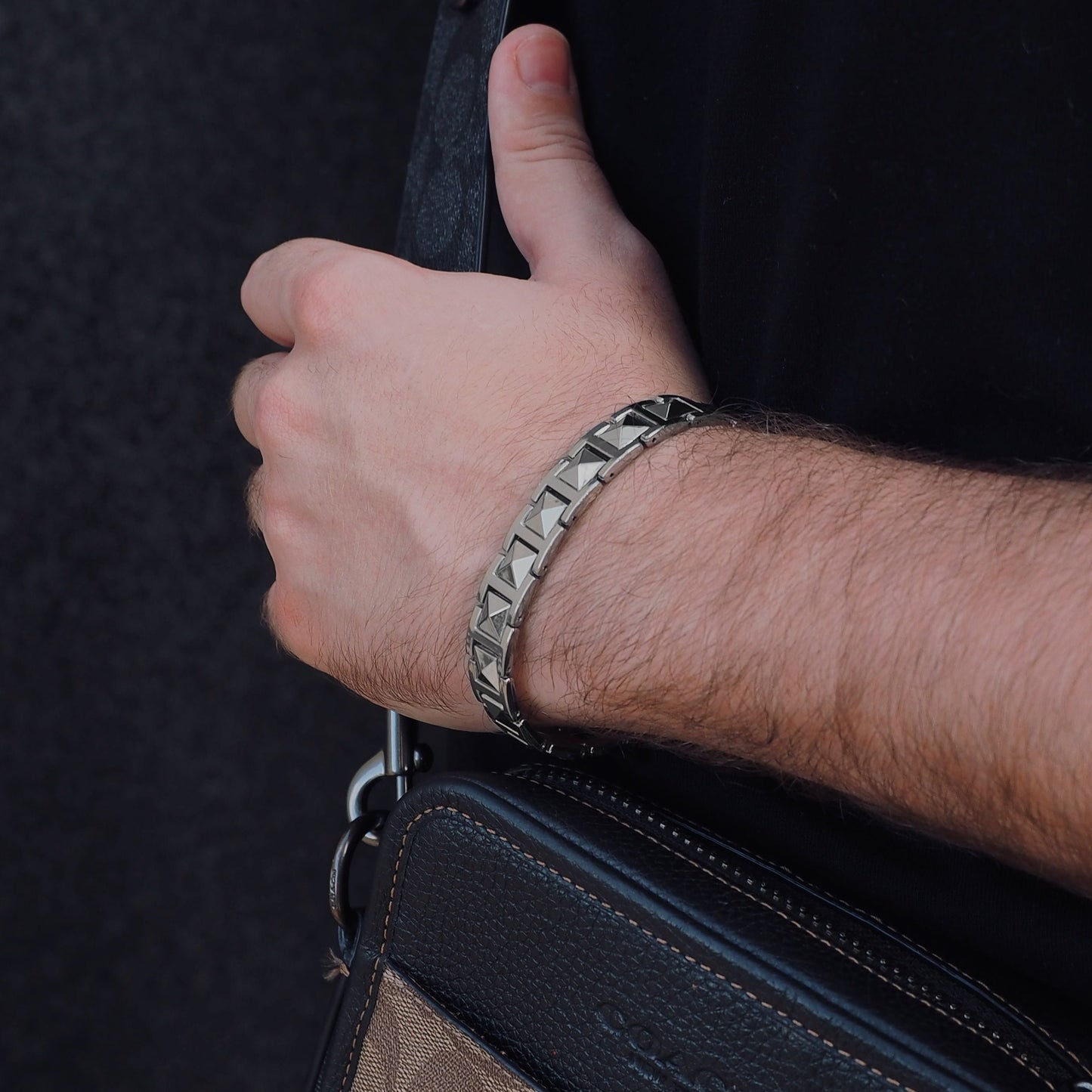 Hand bracelet «BRUTAL v1»