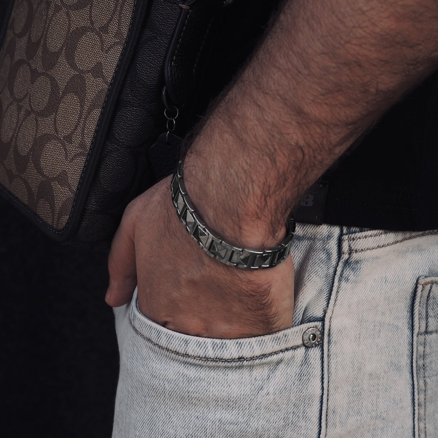 Hand bracelet «BRUTAL v1»