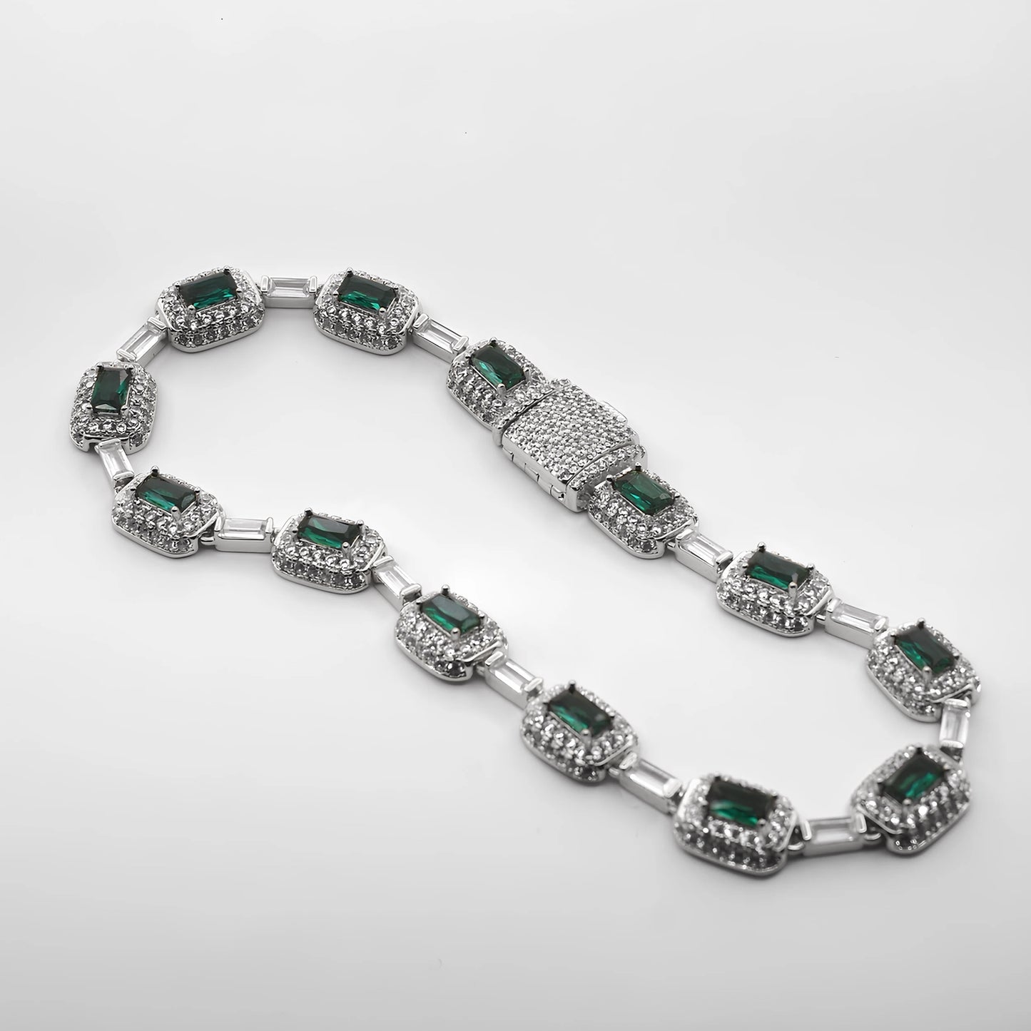 Hand bracelet «MALOW»