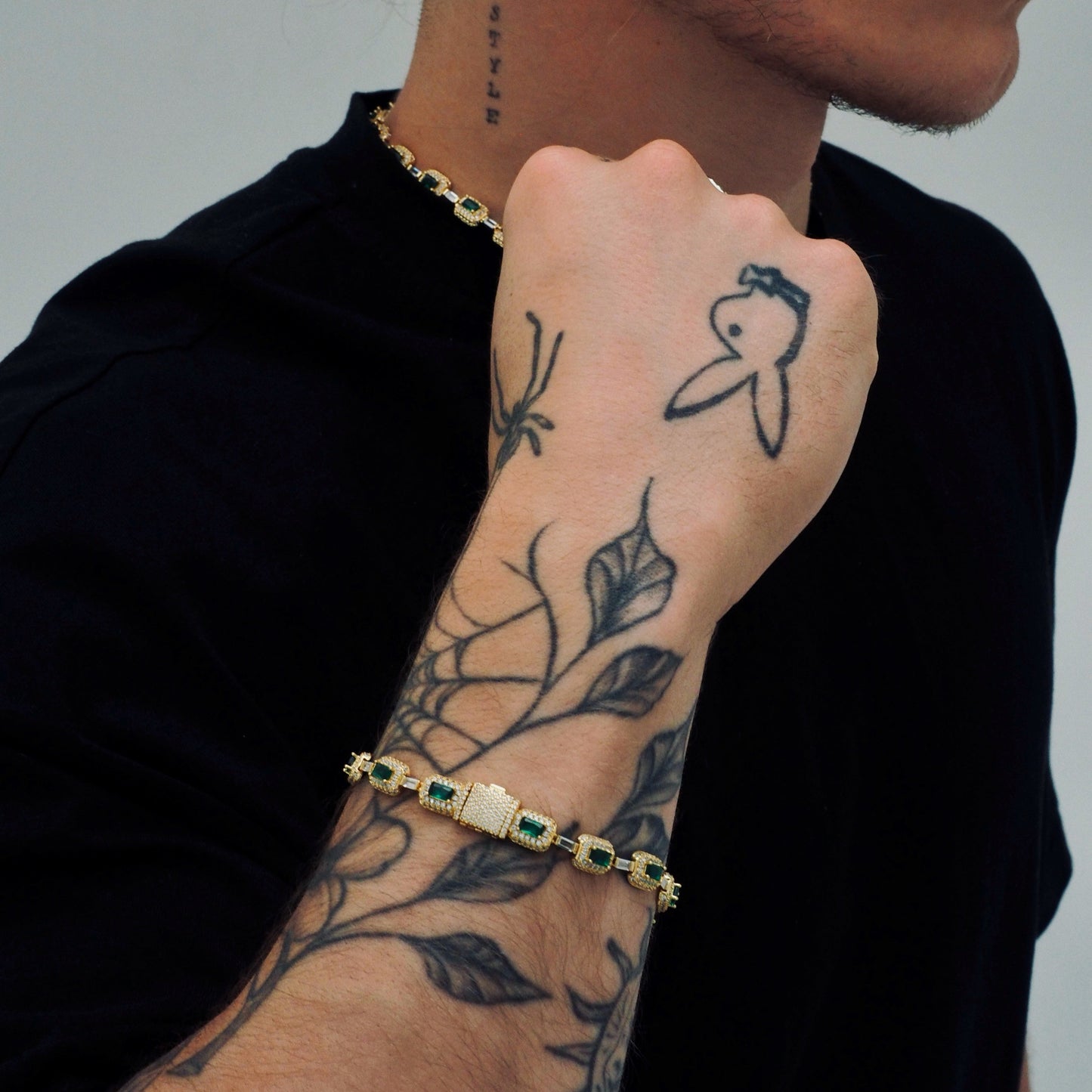 Hand bracelet «MALOW»