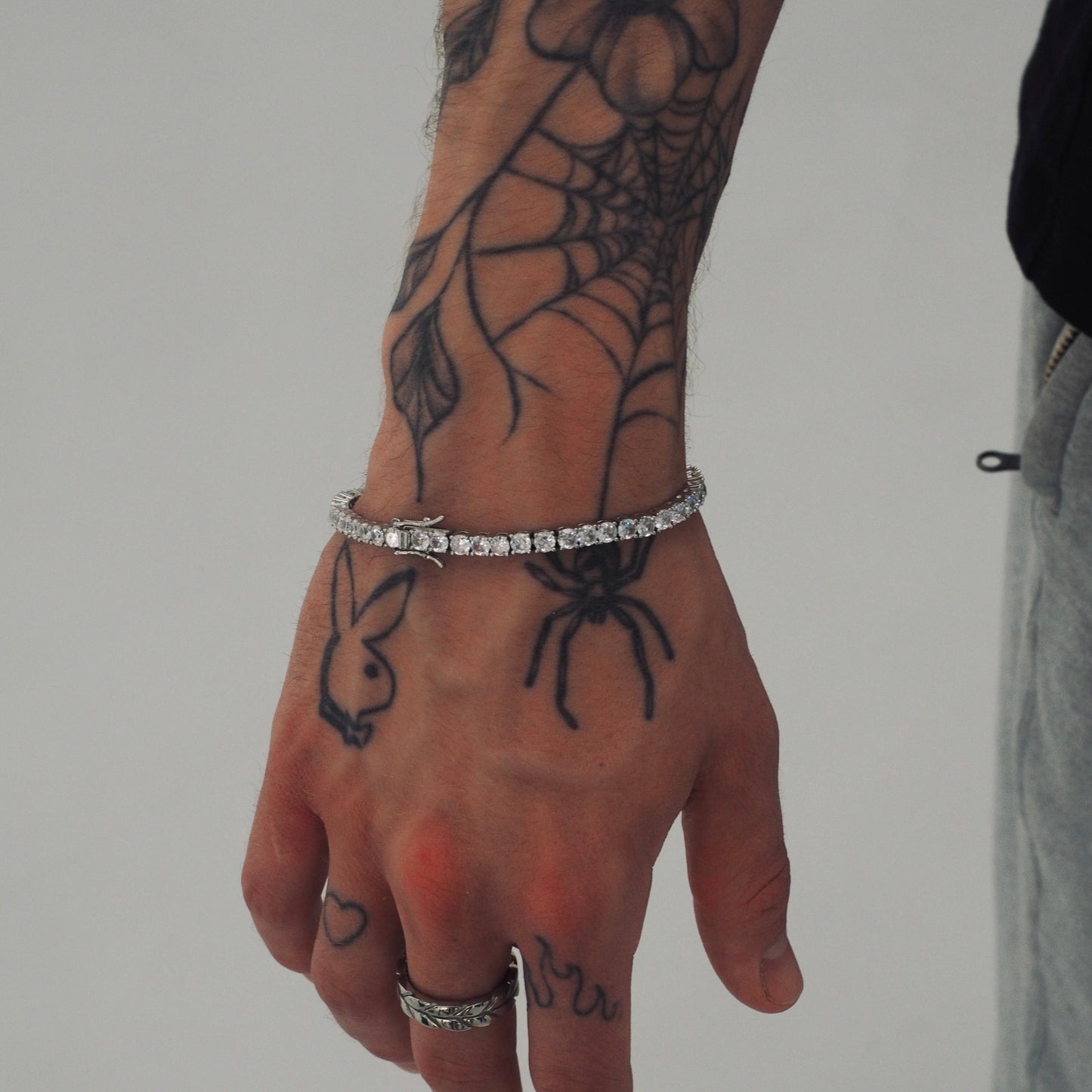 Hand bracelet «TENIS»