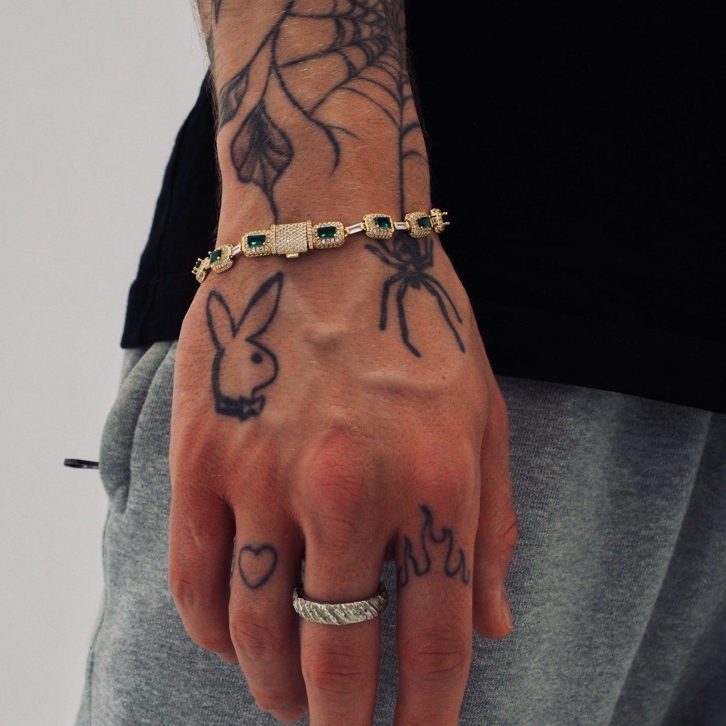 Hand bracelet «MALOW»