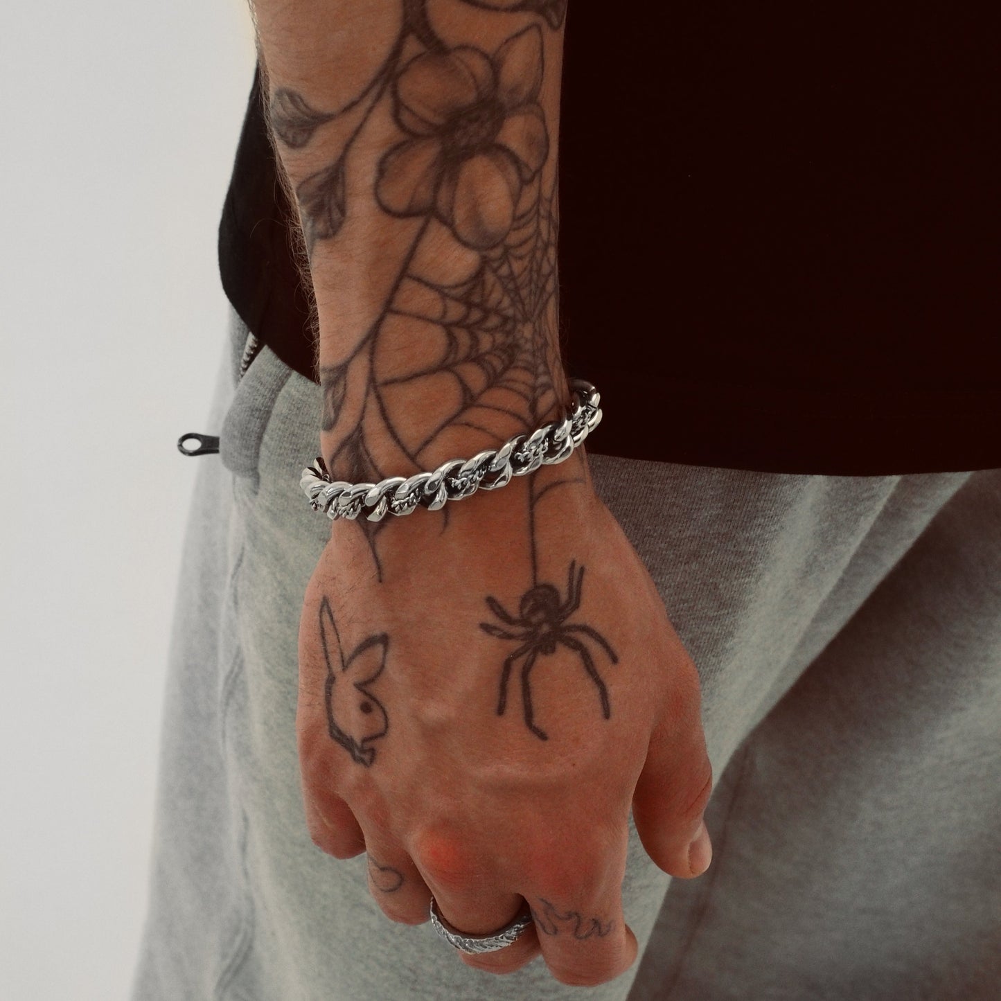 Hand bracelet «FUTURE»