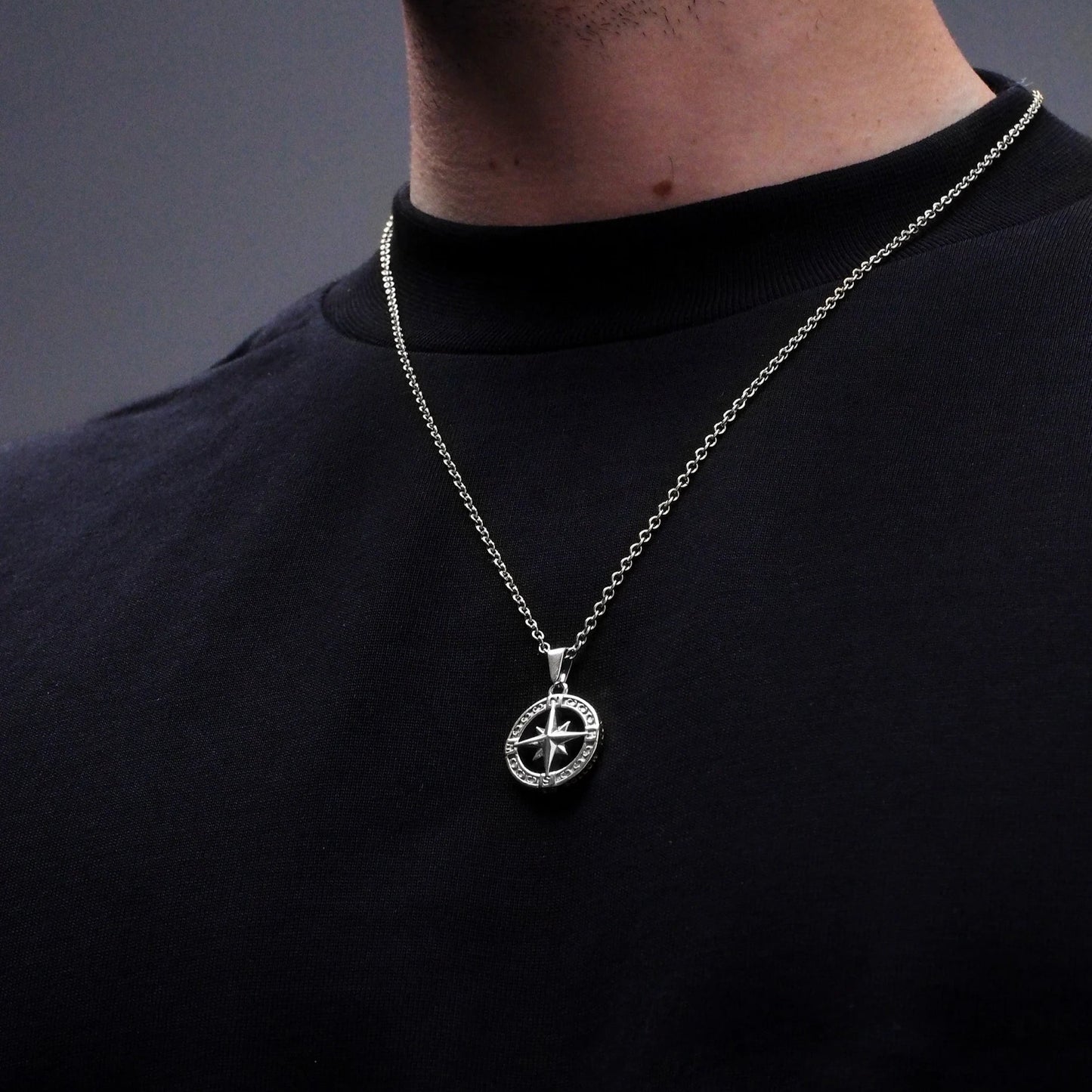 Neck pendant «NORTH»