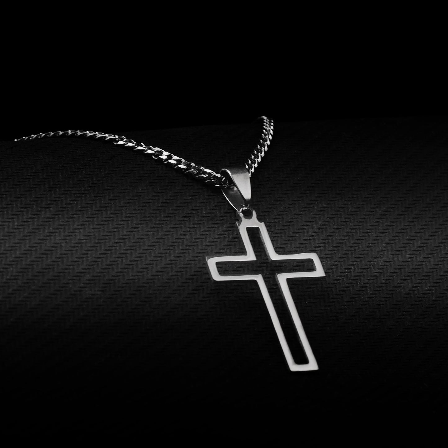 Neck pendant «MINIMALISM CROSS»