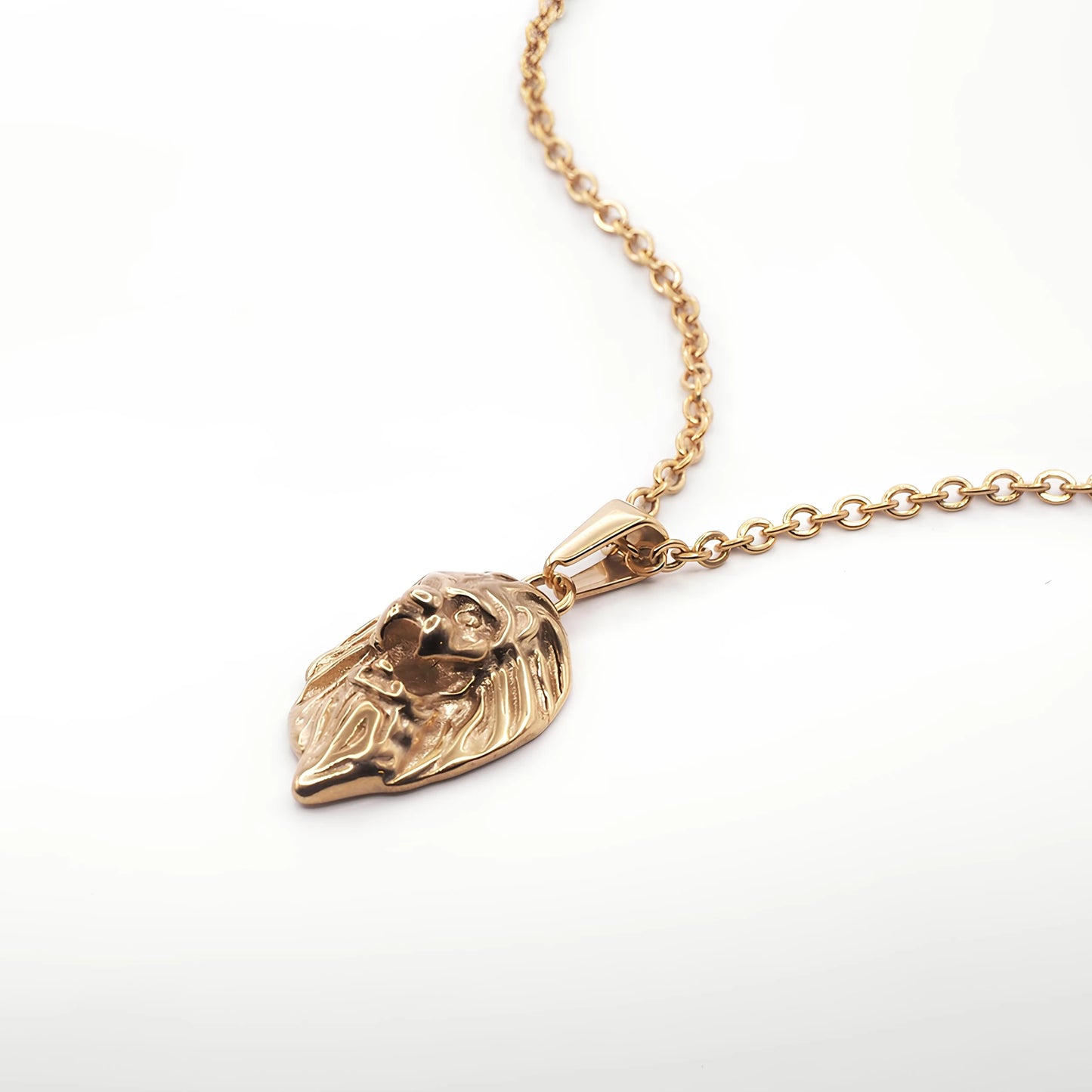 Neck pendant «ASLAN»