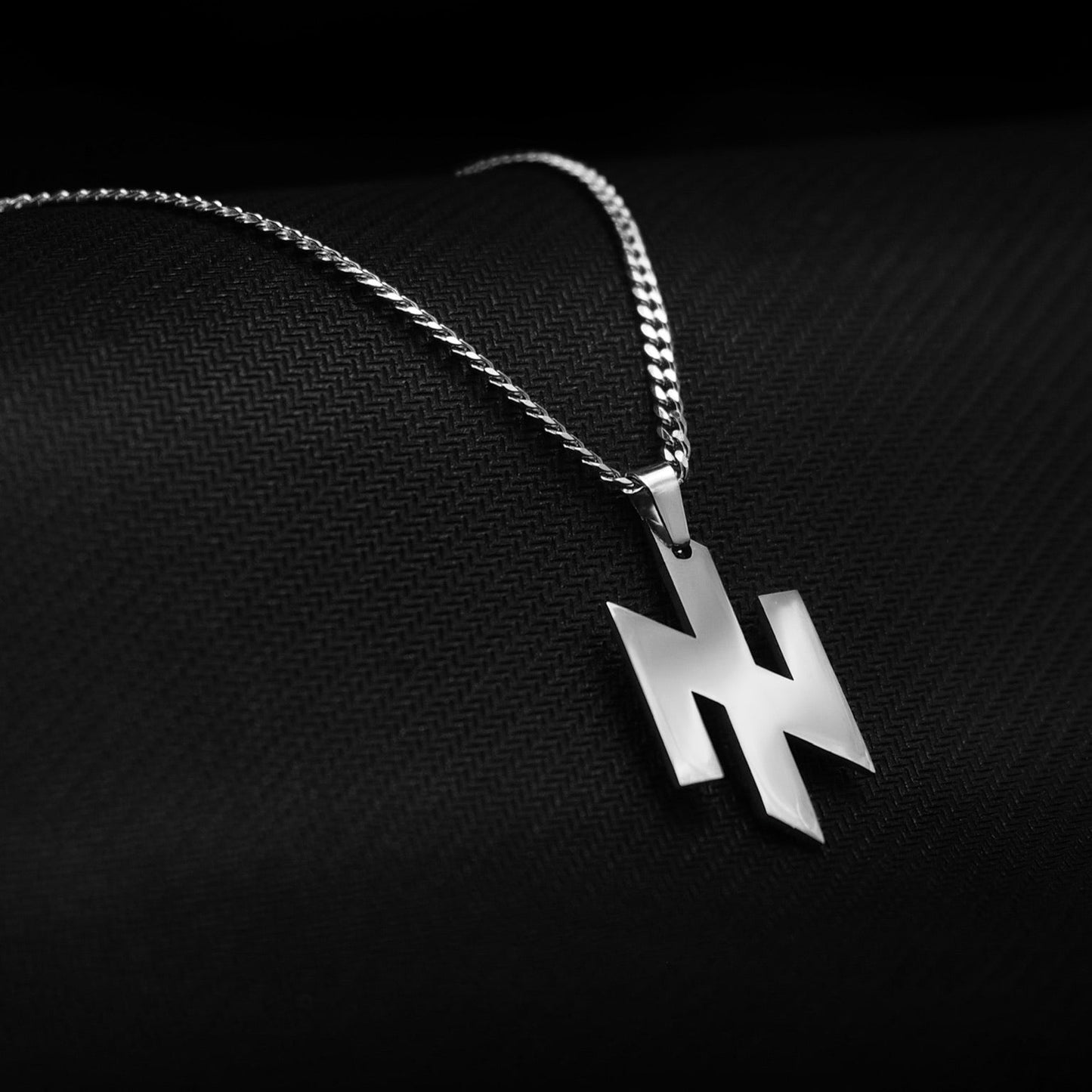 Neck pendant «IDEA NATION»