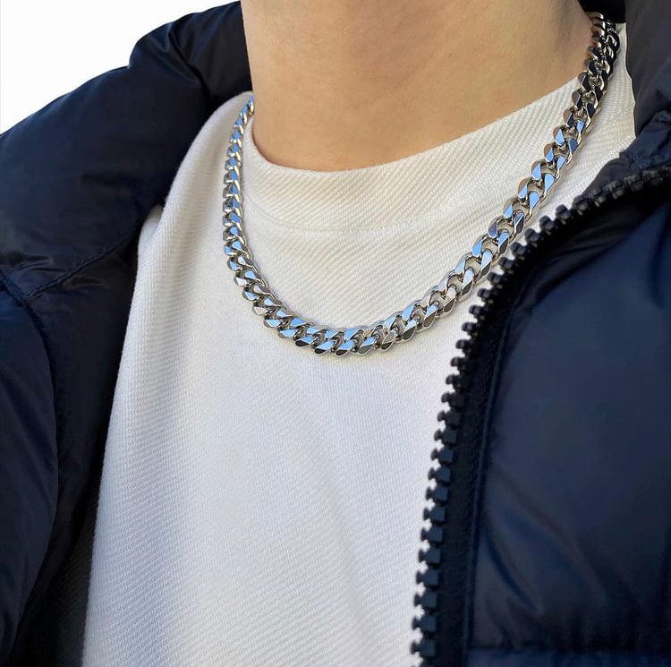 Chain «MASSIVE»