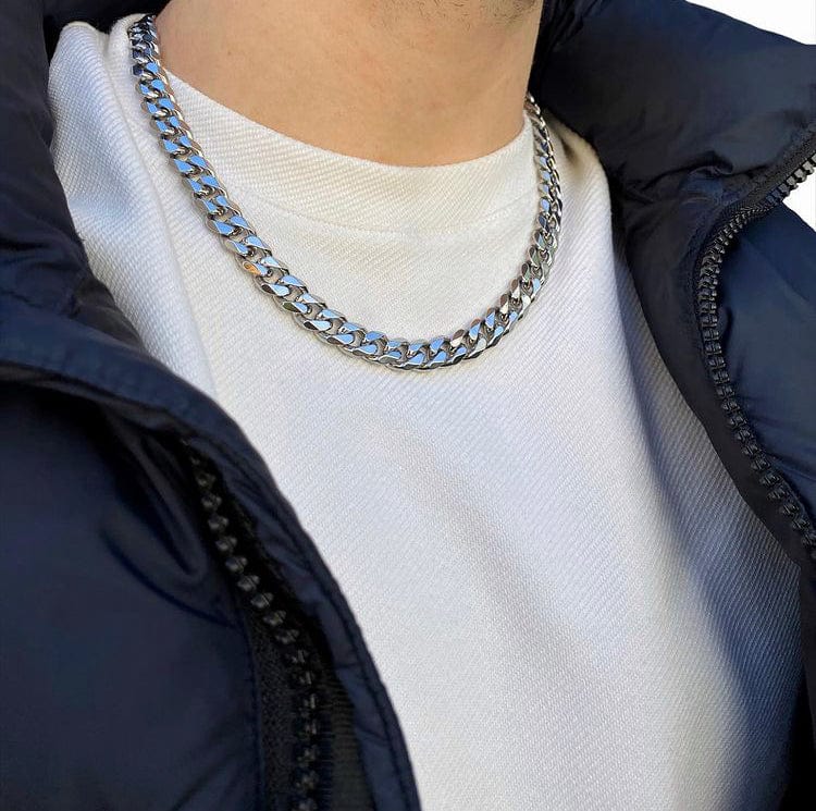 Chain «MASSIVE»