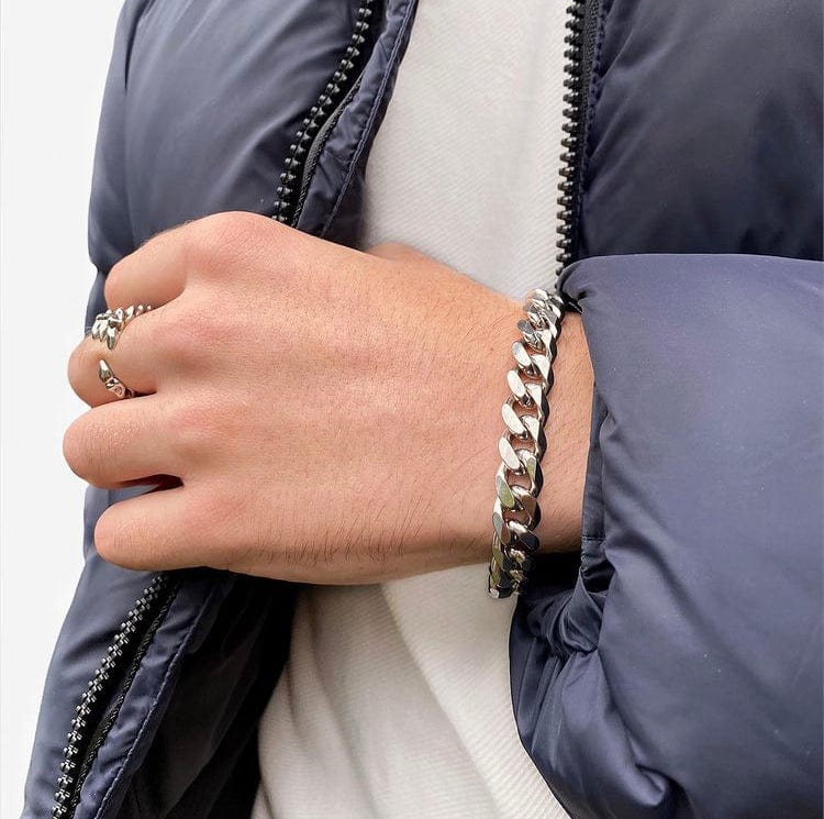 Hand bracelet «MASSIVE»