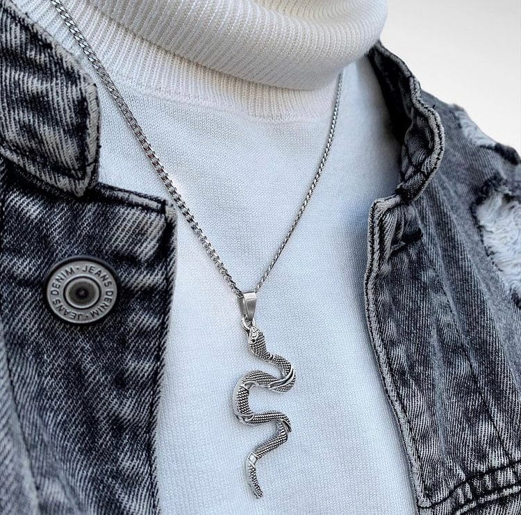 Neck pendant «ZMEYA»
