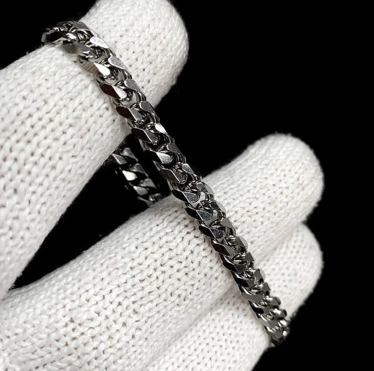 Chain «MINIMALISM»