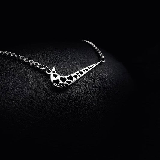 Neck pendant «NIKE SWOOSH HEARD»
