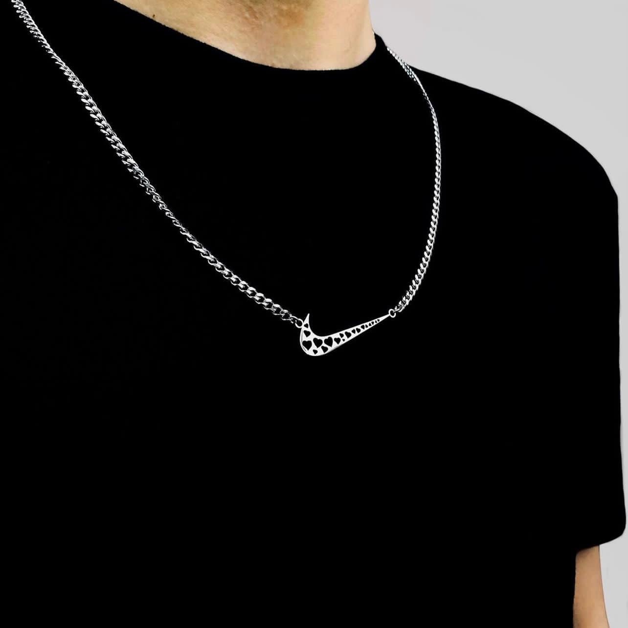 Neck pendant «NIKE SWOOSH HEARD»