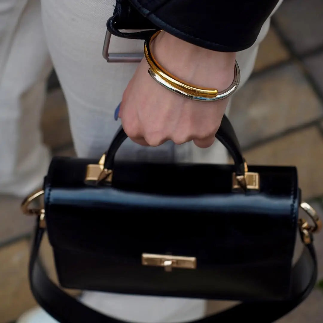 Hand bracelet «SG»