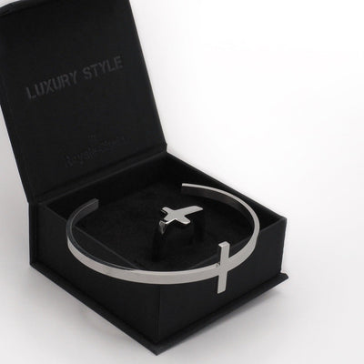 Hand bracelet «CROSS»