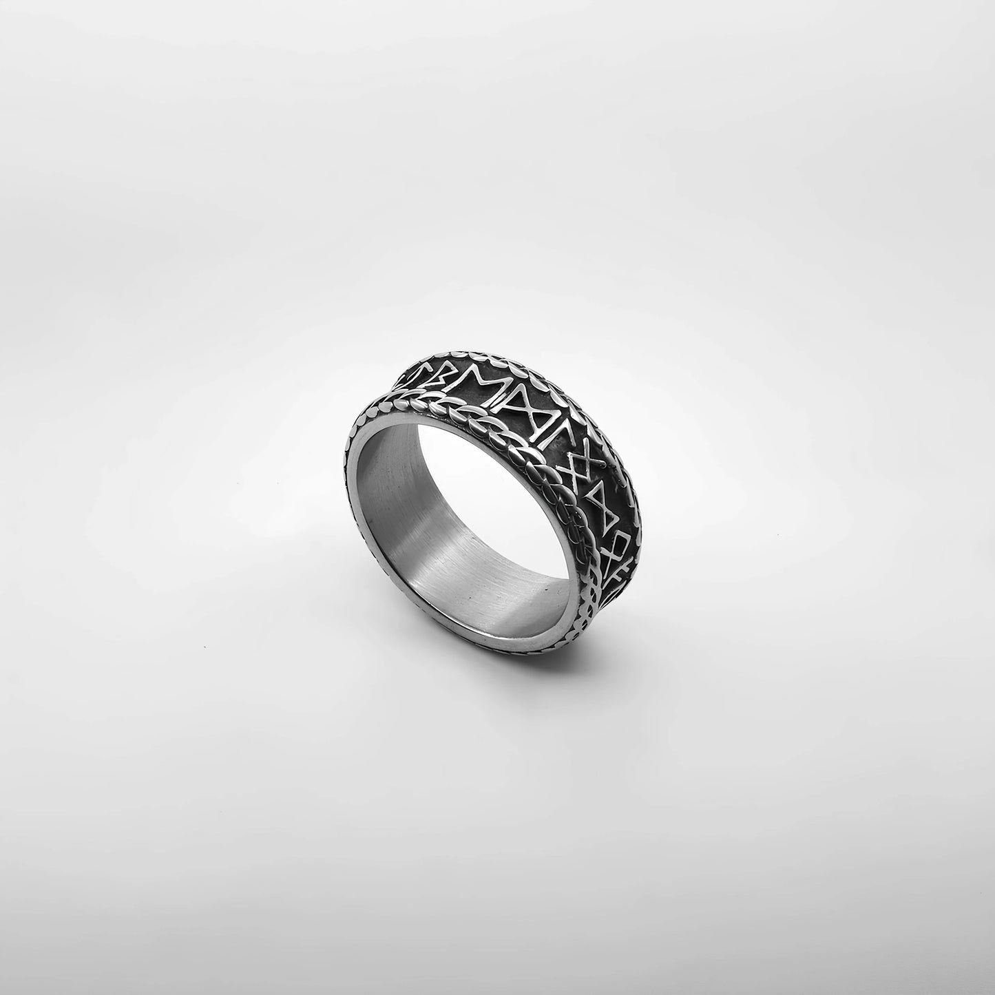 Ring «RUNES»