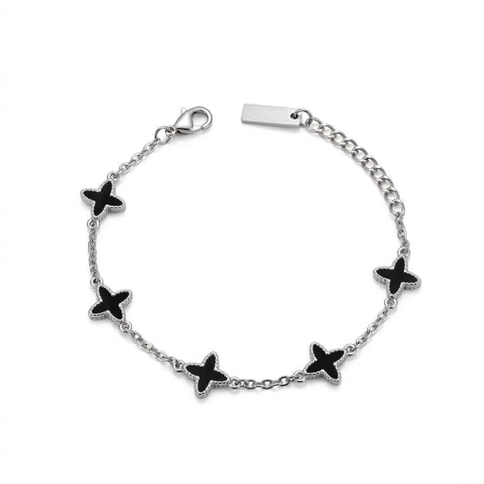 Hand bracelet «MIDNIGHT CLOVER»