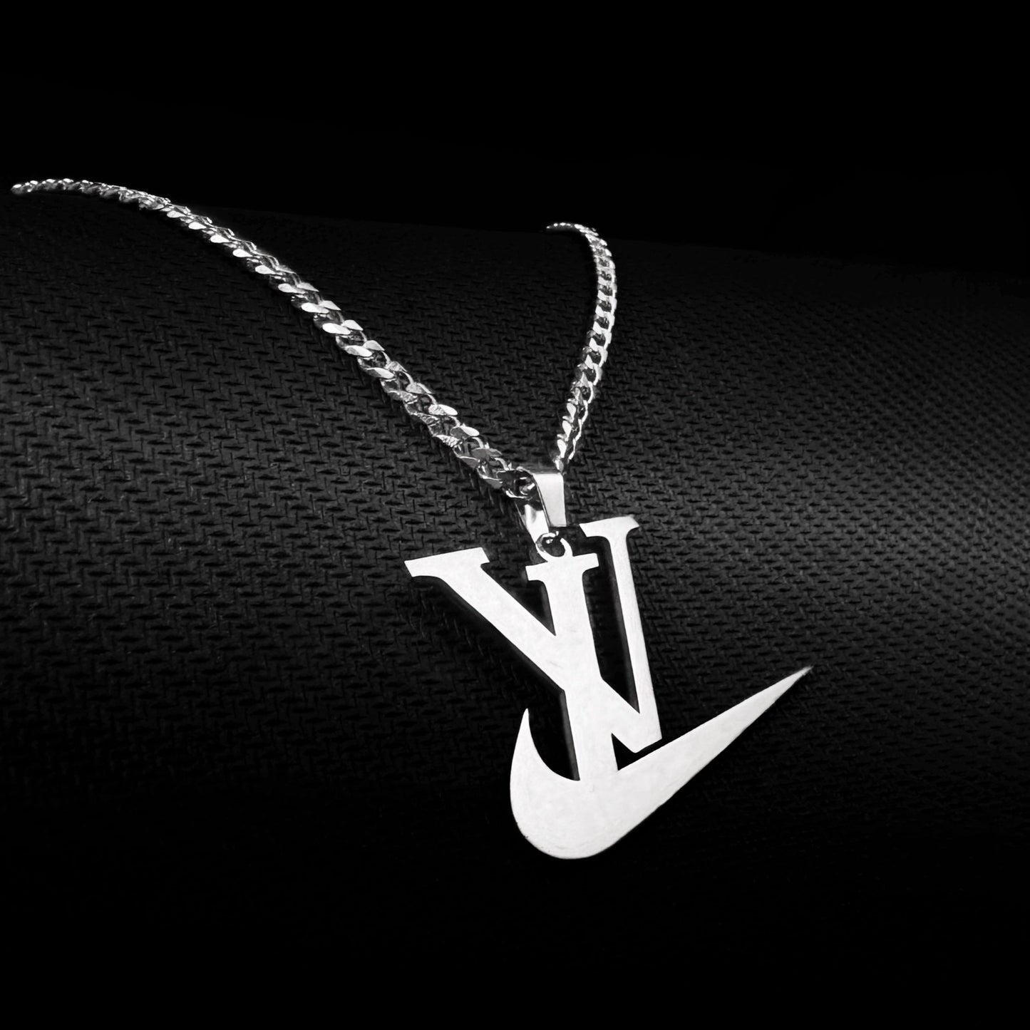 Neck pendant «LOUIS NIKE»