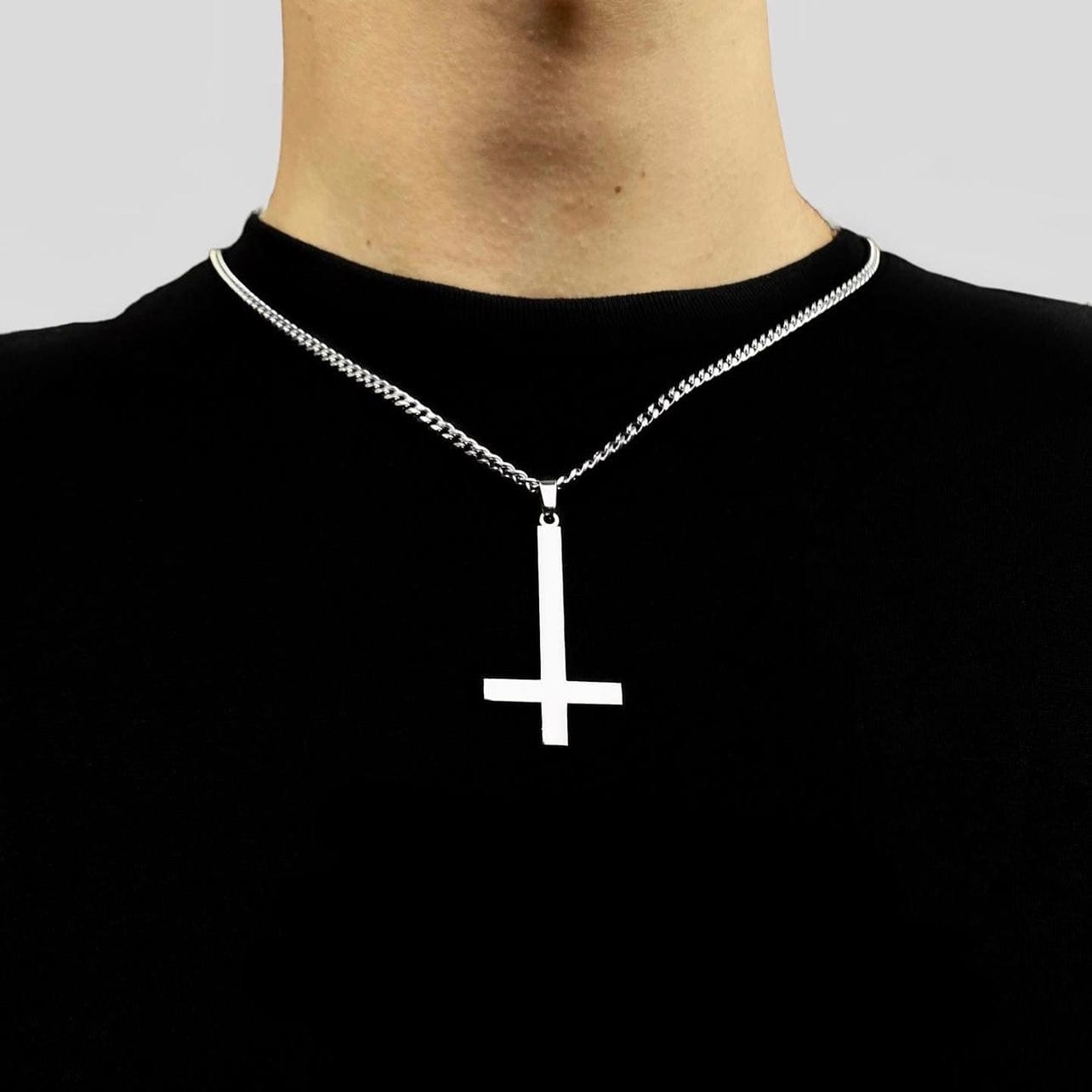 Neck pendant «INVERTED CROSS»