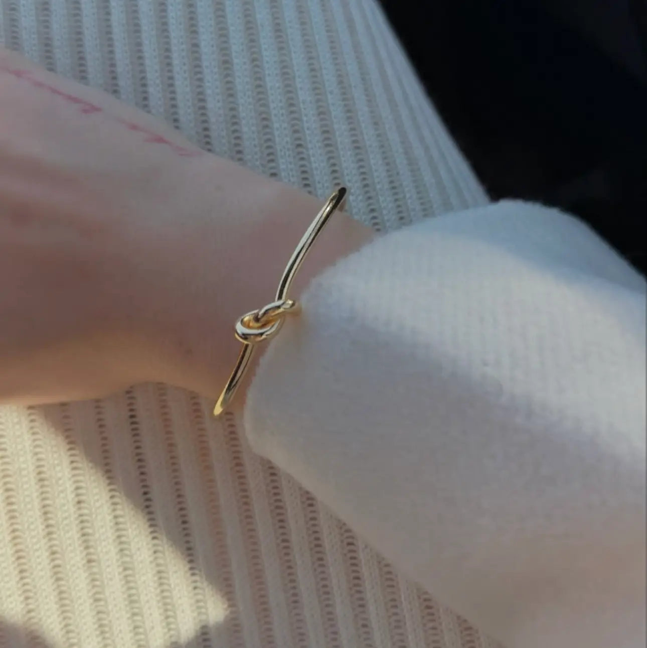 Браслет «LOOPED»
