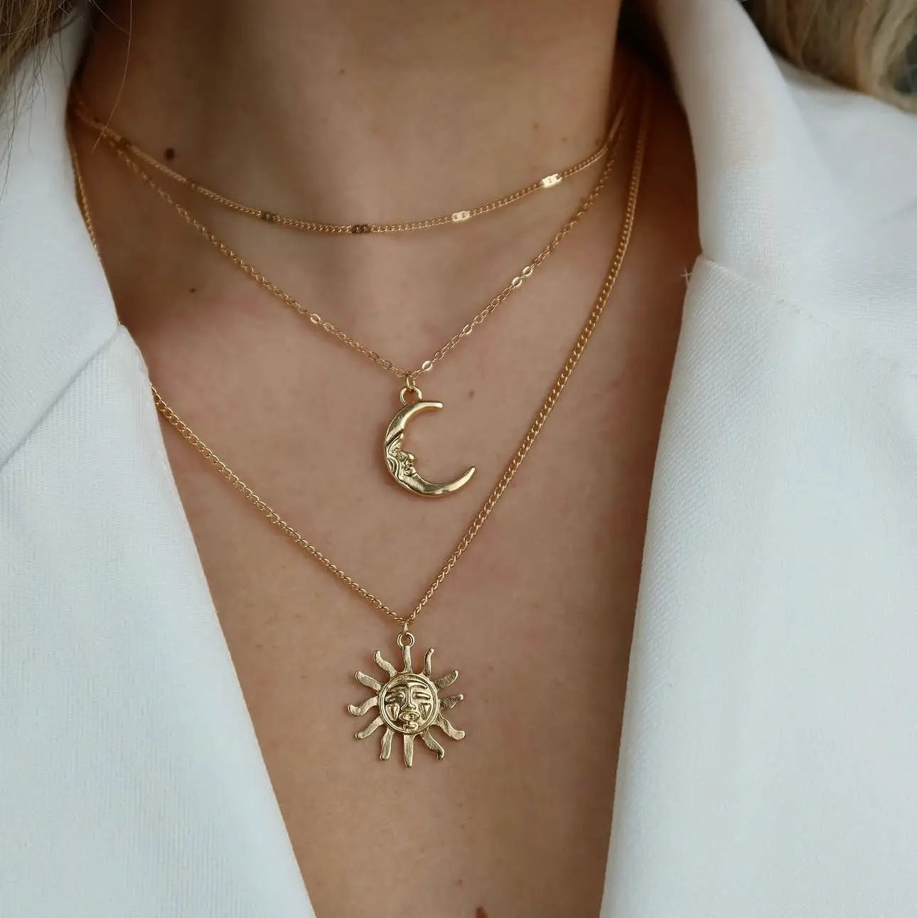 Ланцюг «SUN & MOON»