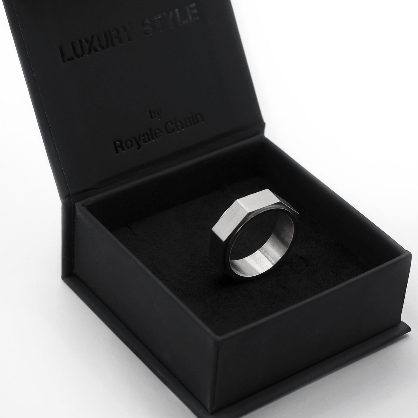 Ring «NUT»