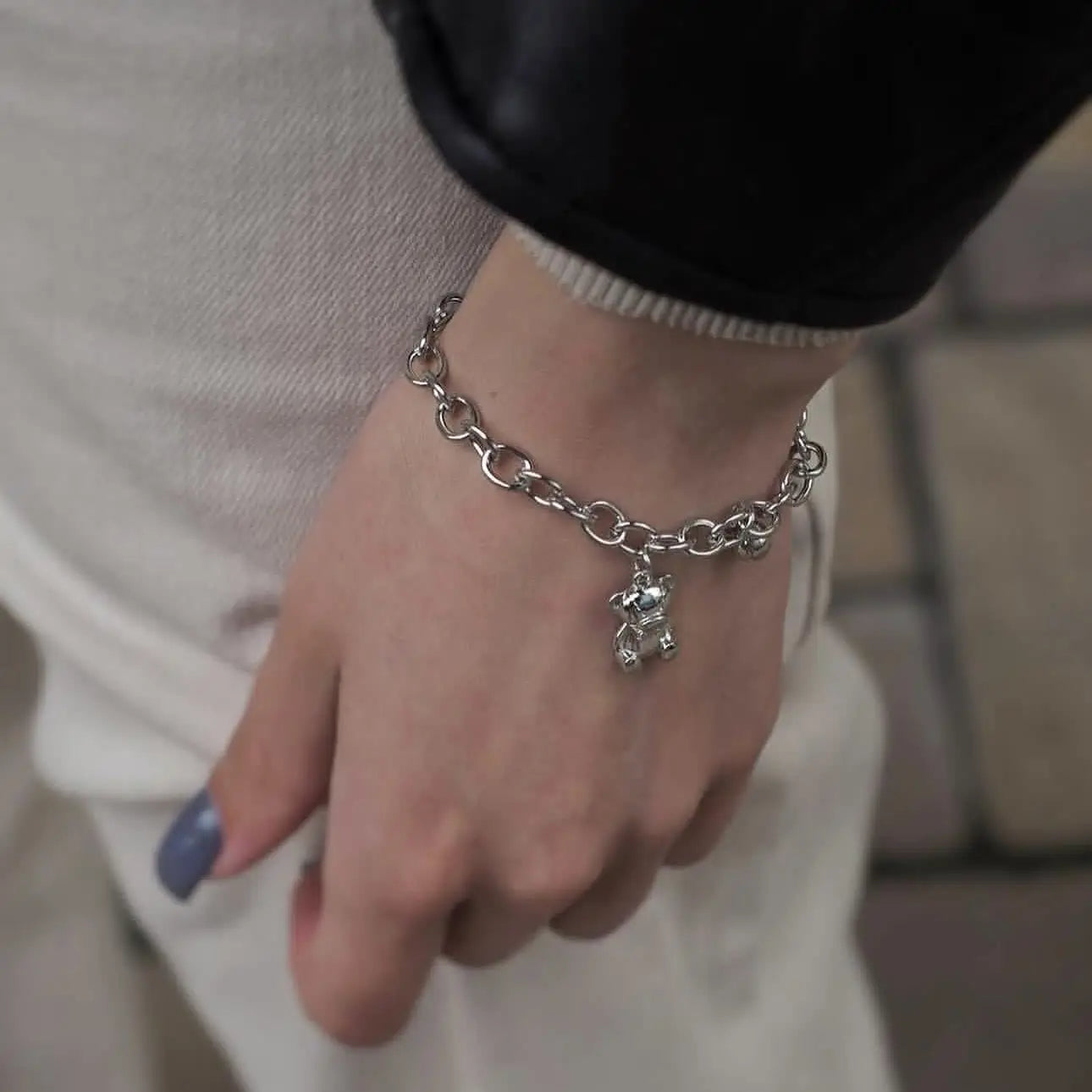 Hand bracelet «BARNI»