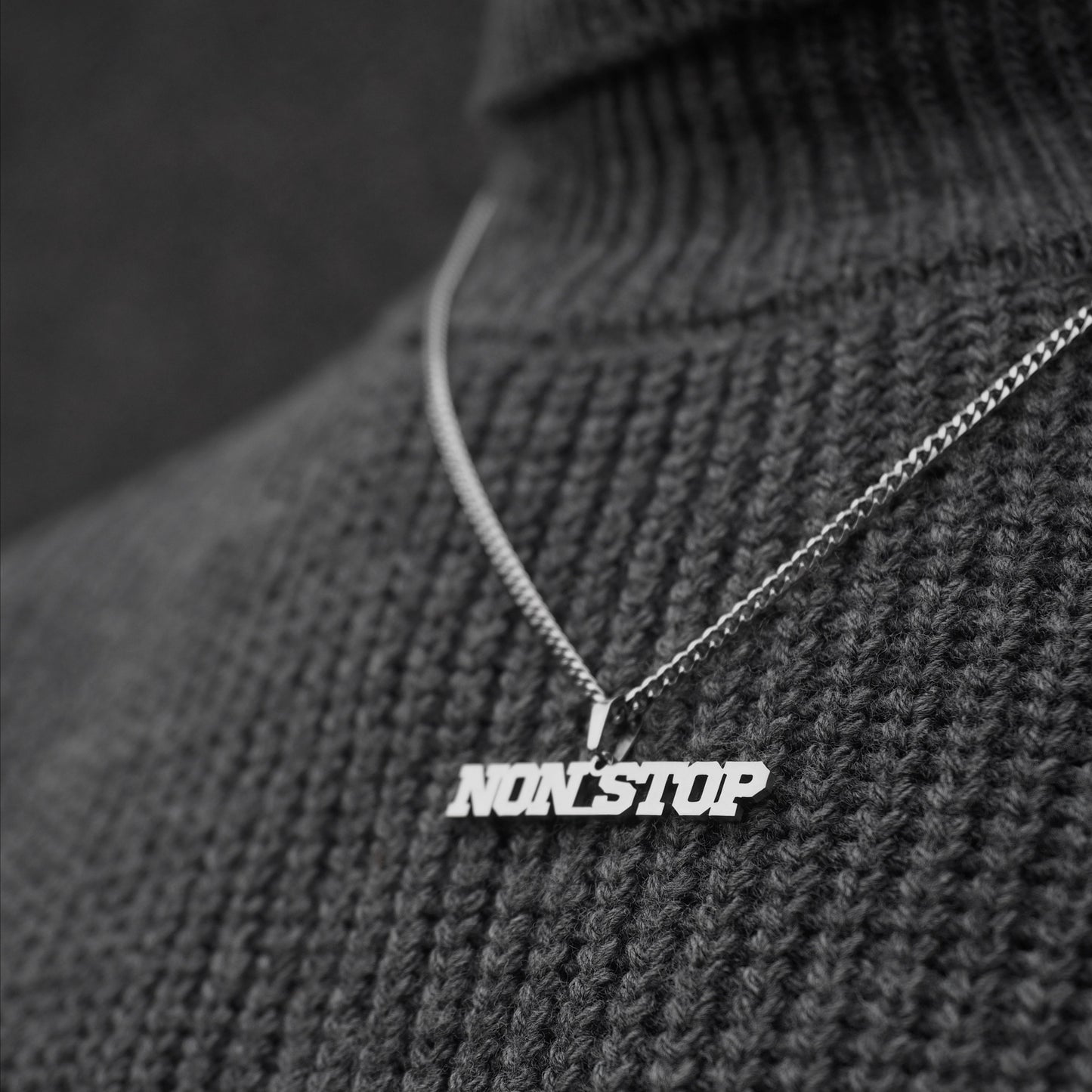 Neck pendant «NON STOP»