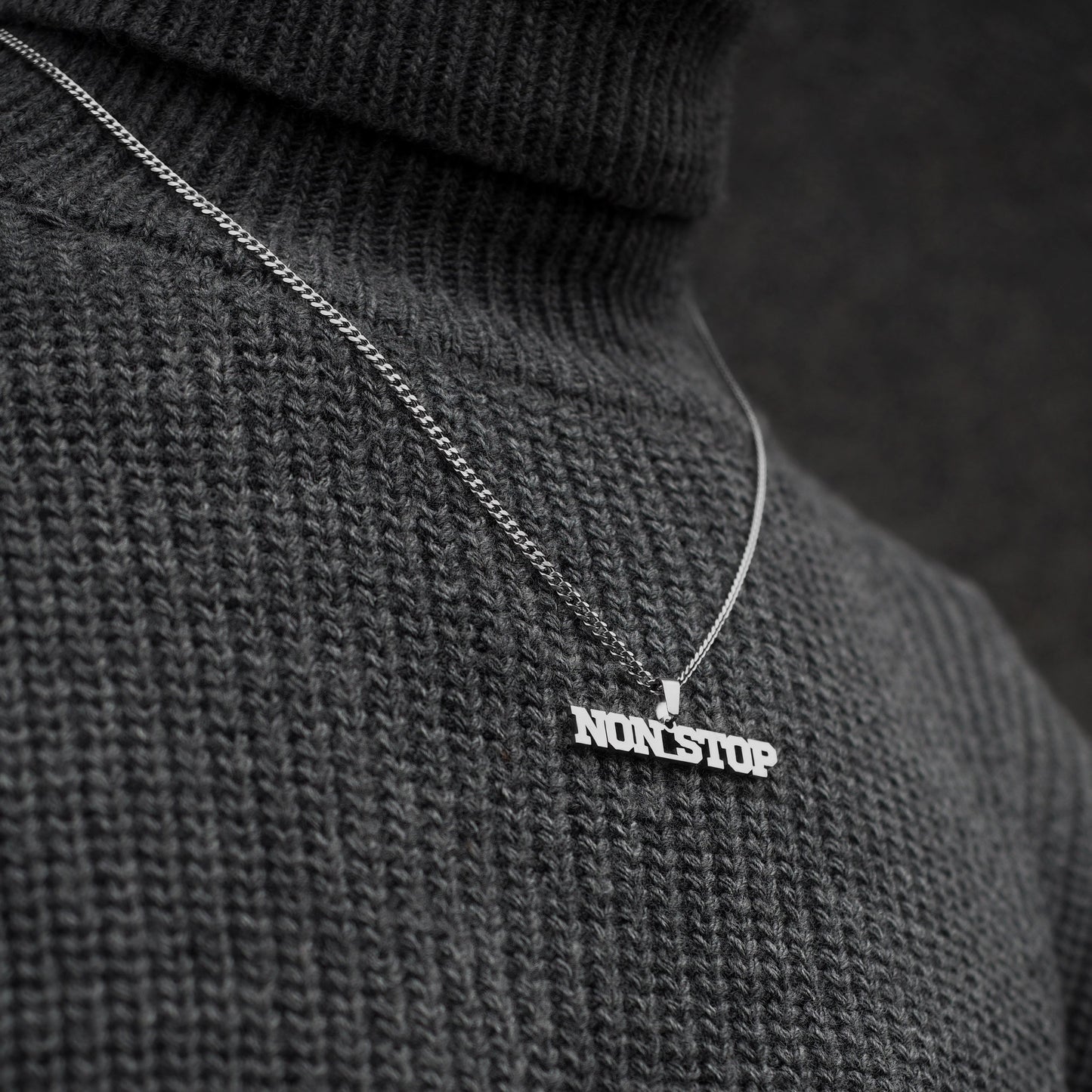 Neck pendant «NON STOP»