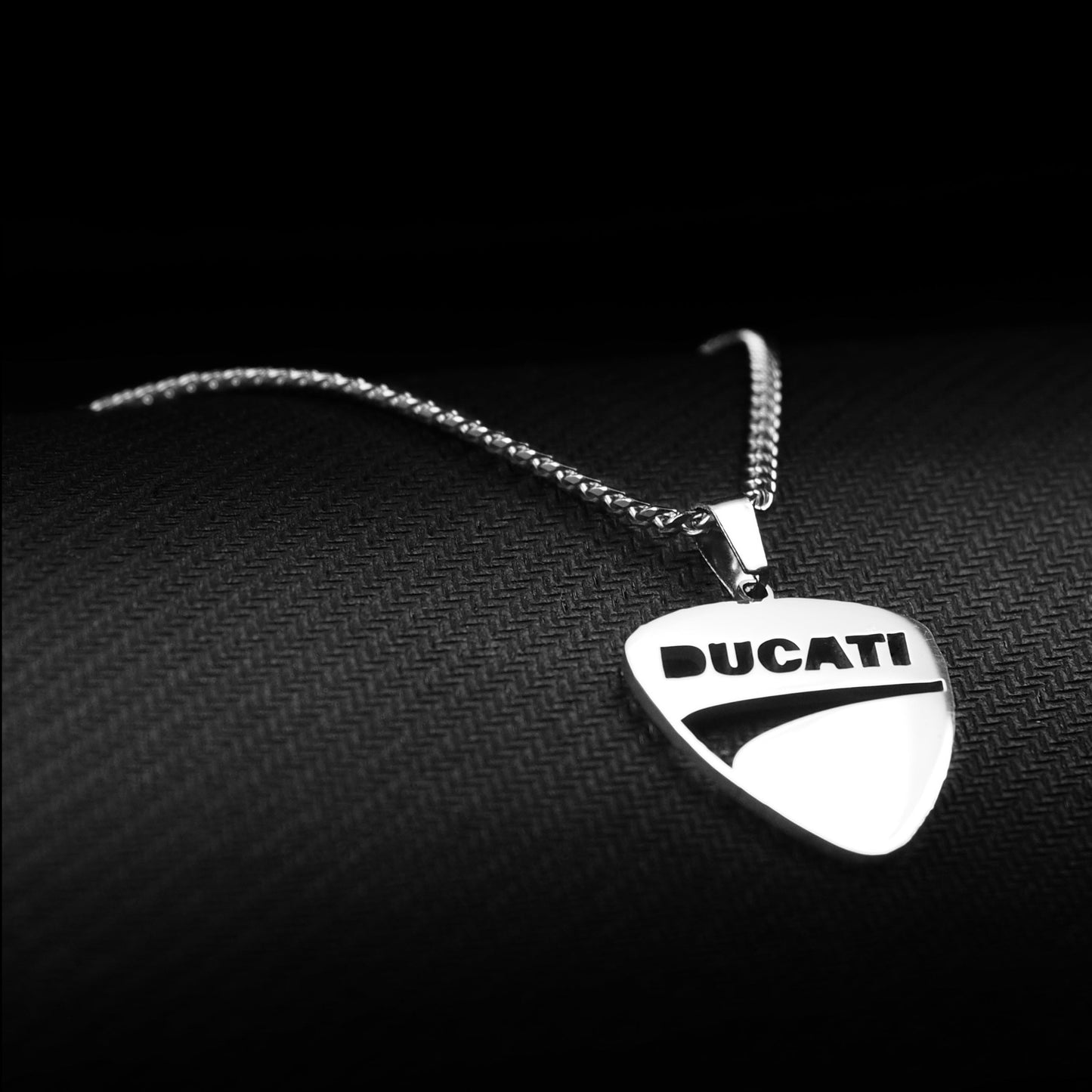 Neck pendant «DUCATI»