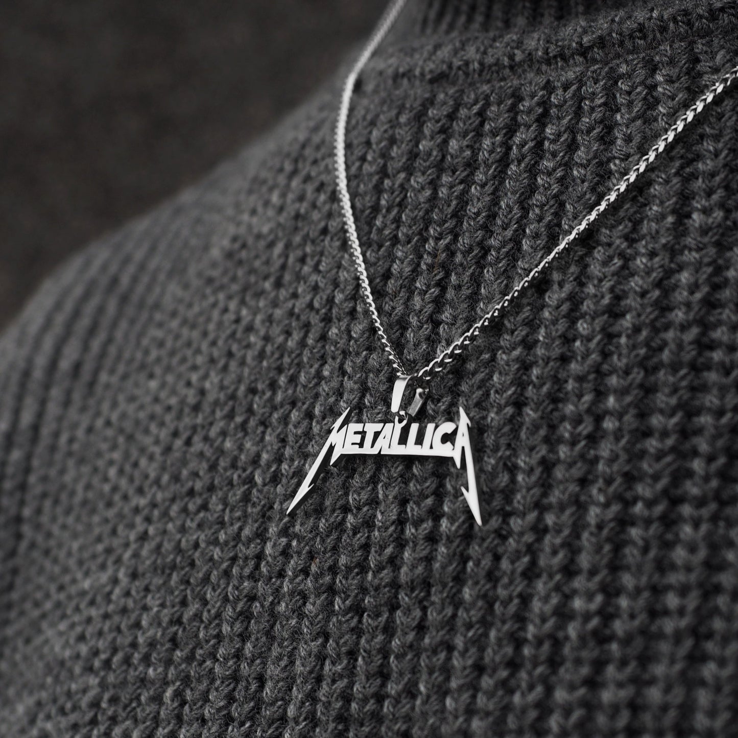 Neck pendant «METALLICA»