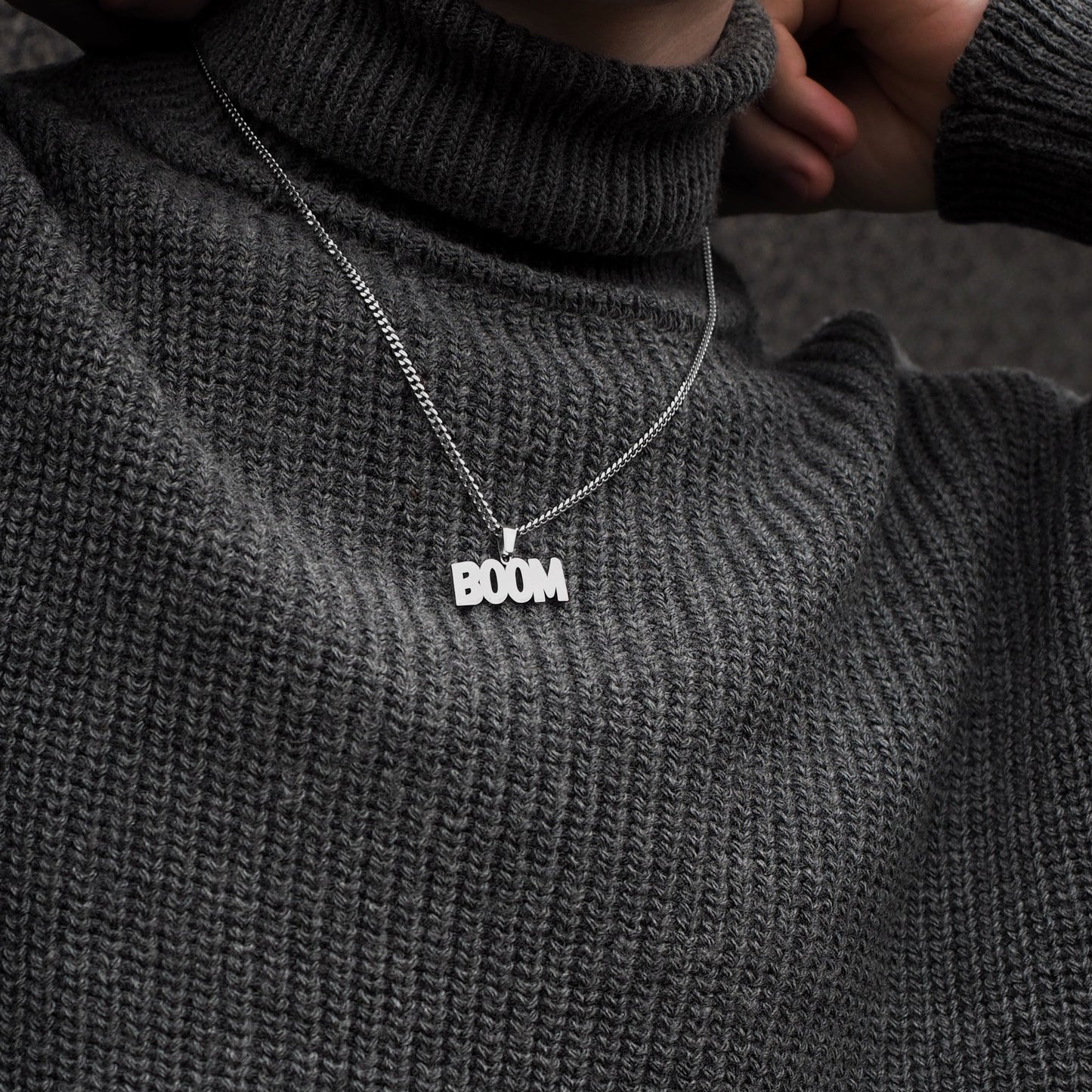 Neck pendant «BOOM»