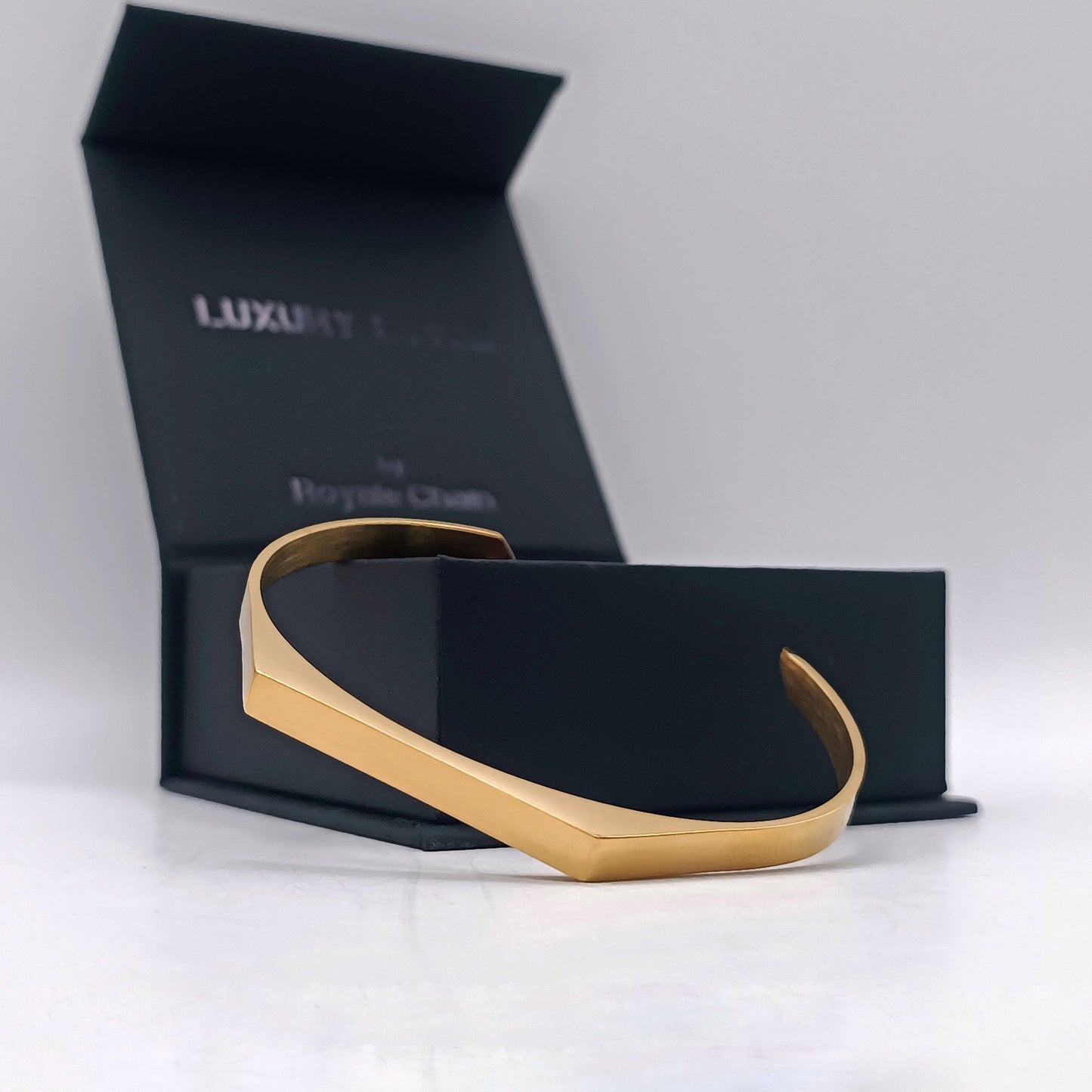 Hand bracelet «HORIZON»