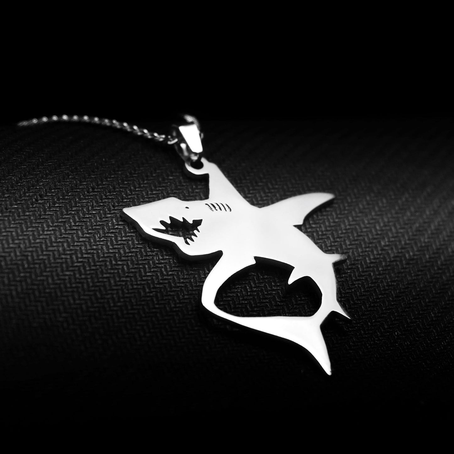 Neck pendant «SHARK»